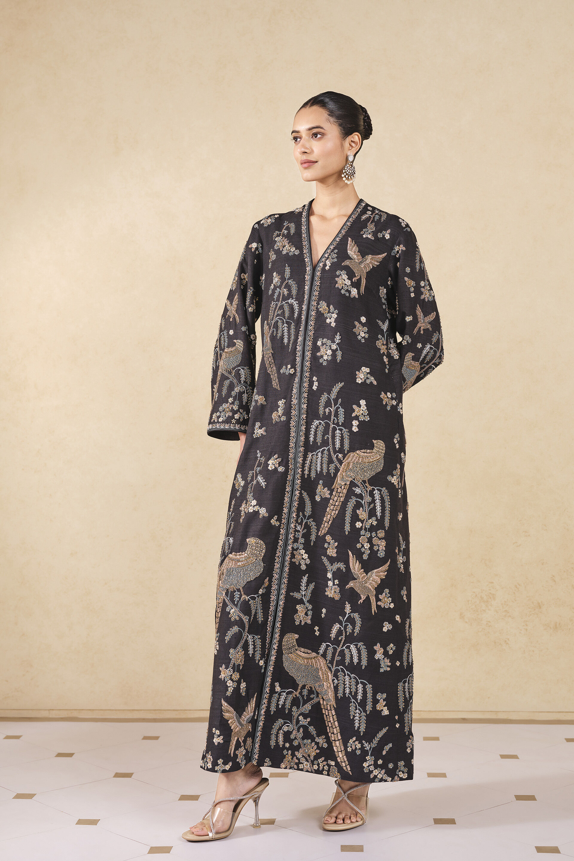 Song Of The Wildforest Embroidered Silk Jacket Set Black