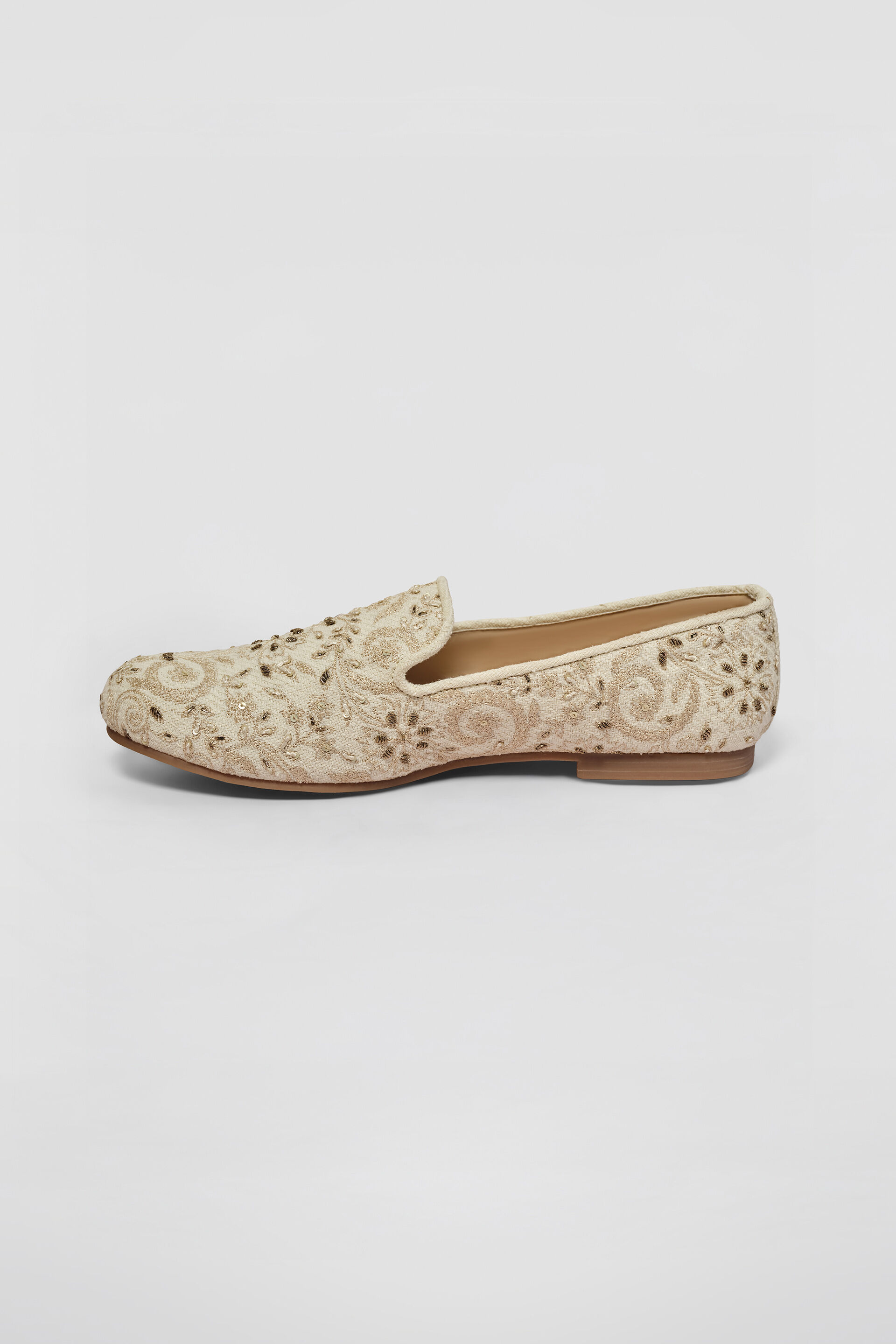 Shravas Embroidered Silk Mojris - Natural