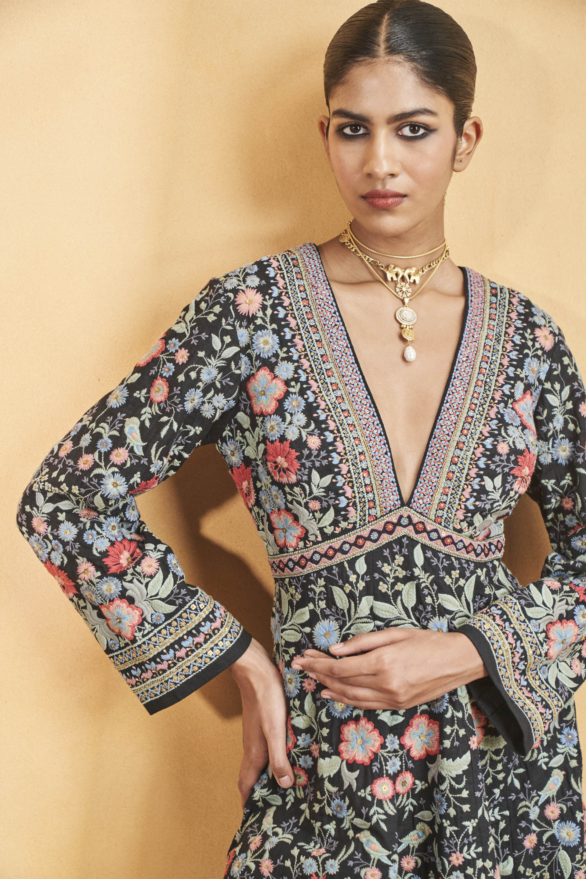 Floral Ballad Embroidered Zardozi Silk Kurta Set - Black, Black, image 5