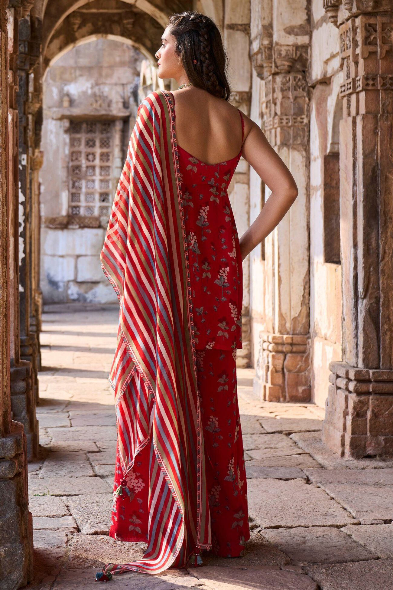 2 - Aura Sharara Set – Red, image 2