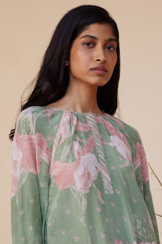 Marise Top, Sage, image 4