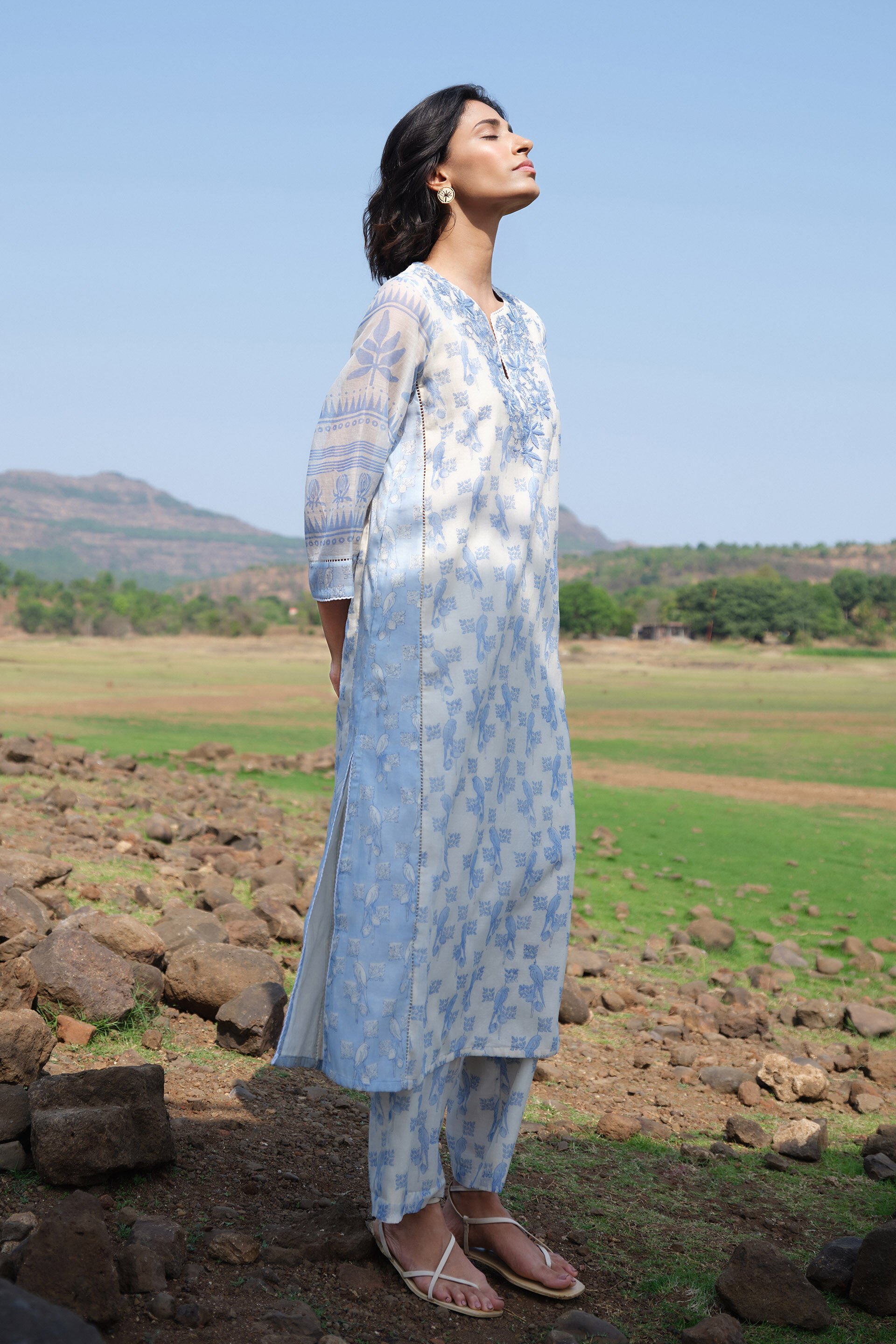Aves Hand-embroidered Kantha Mul Kurta Set - Blue, White, image 5