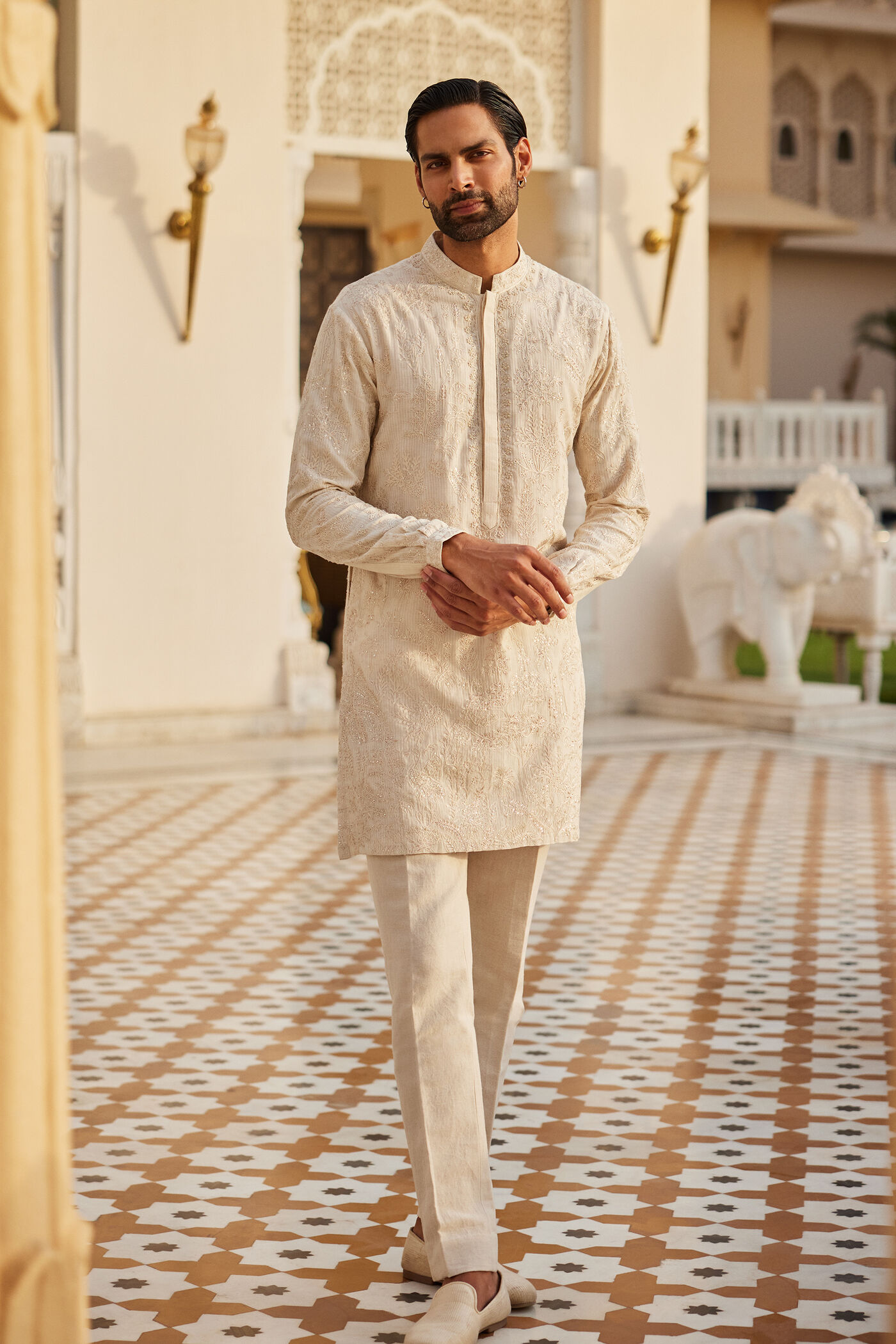 Adyant Embroidered Kurta - Off White