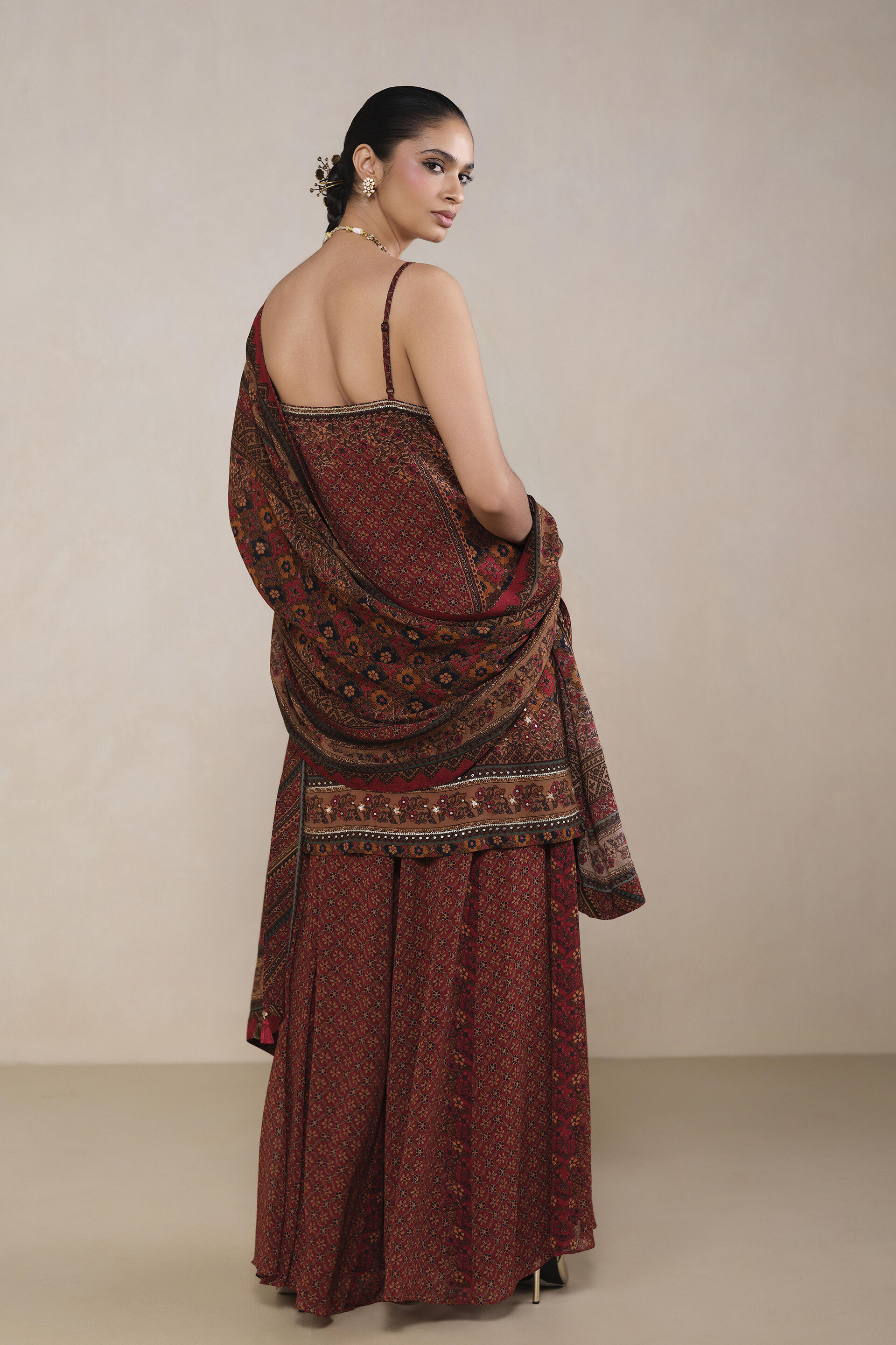 Gulnaz Printed Suit Set in Red
