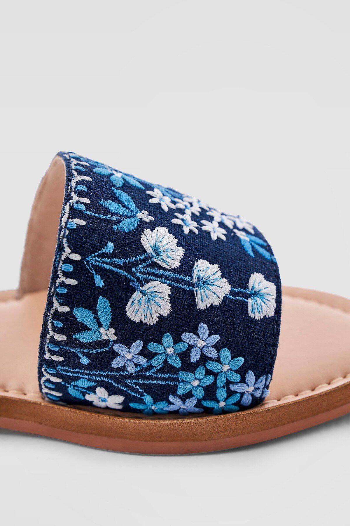 Navy blue sliders discount womens