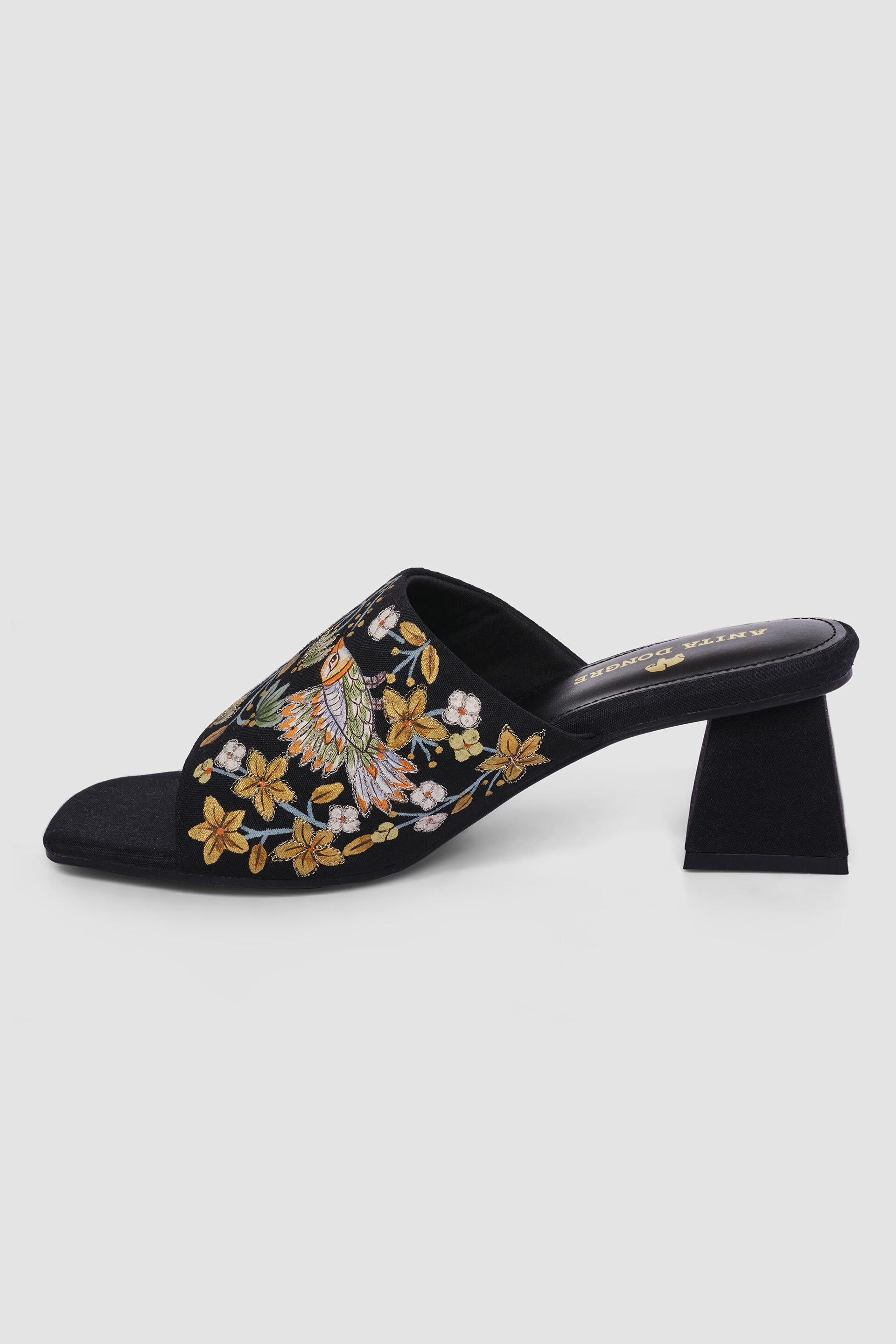 Flora &amp; Fauna Hand-painted Pichhwai Heels - Black