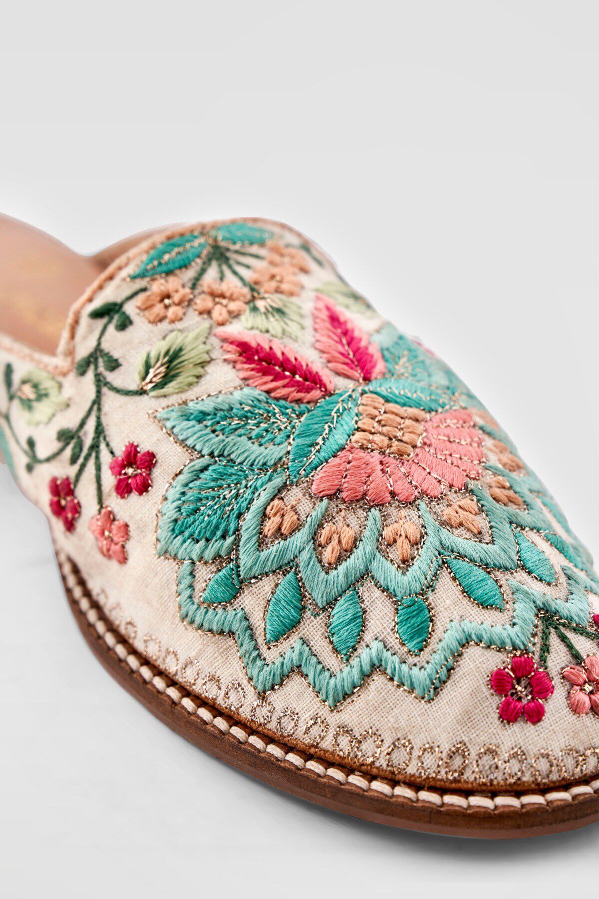 Nargis Embroidered Mojris - Multi Color, Multi, image 6