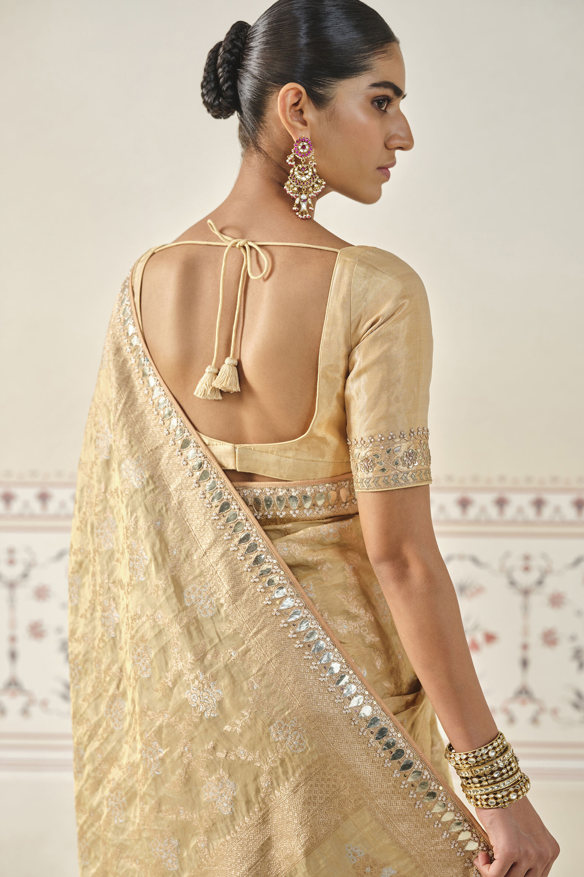 Nalina Handwoven Benarasi Silk Saree - Gold, Gold, image 6