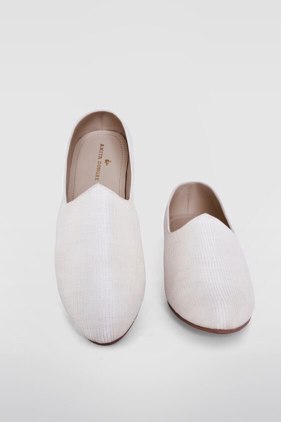 1 - Off White Silk Mojris, image 1