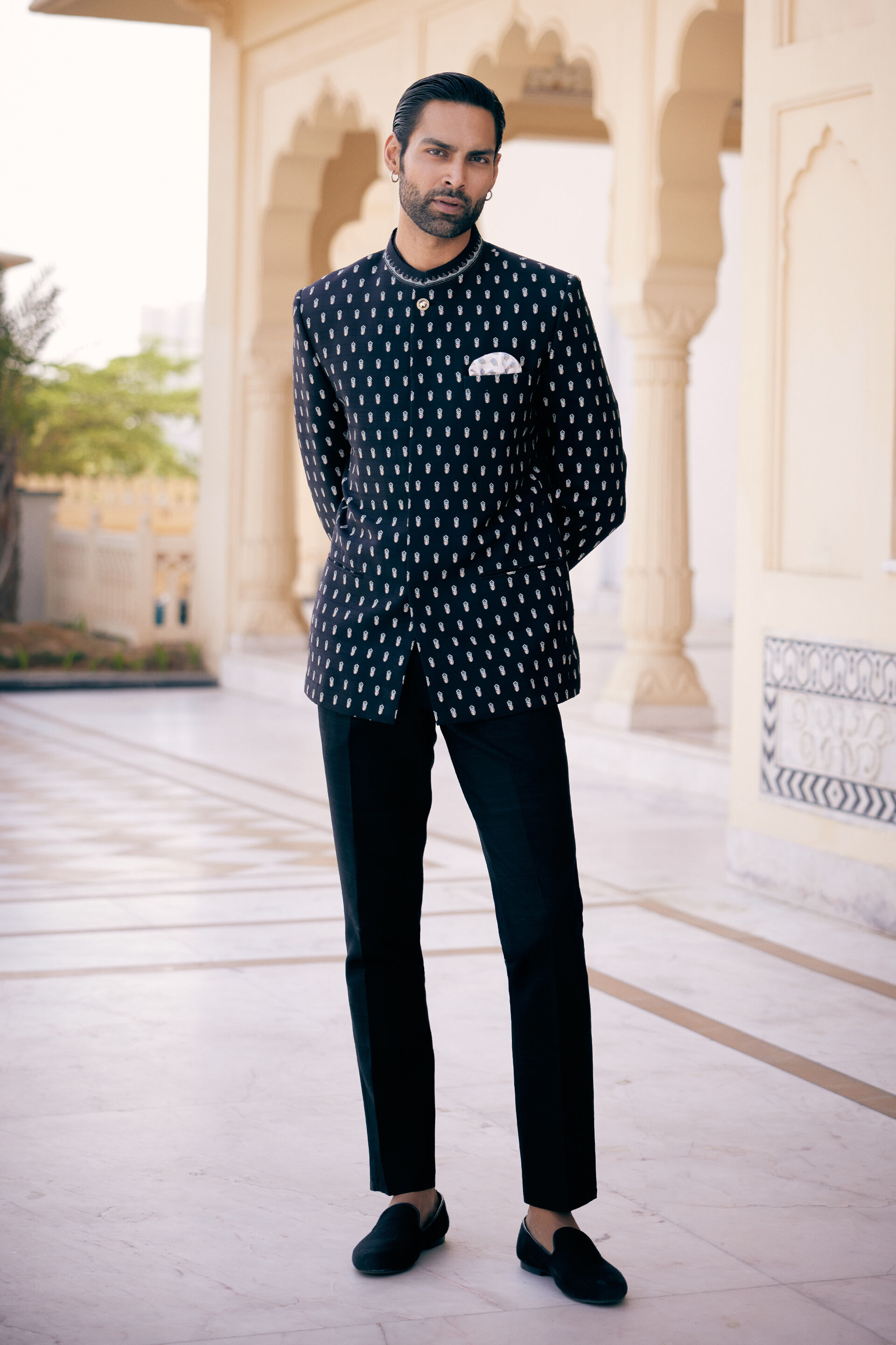 Ritam Silk Bandhagala - Black