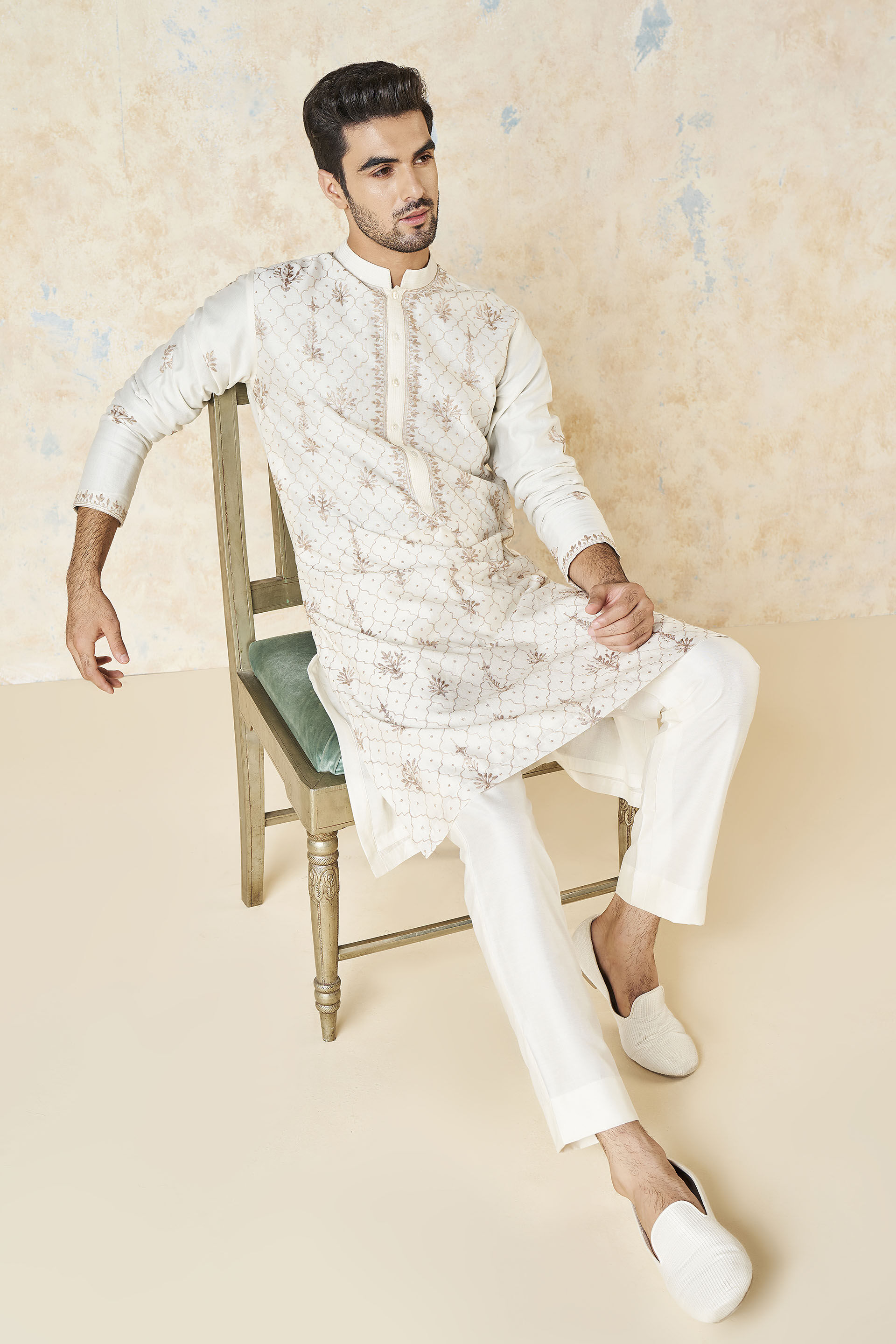 Ainan Embroidered Kurta - Ivory, Ivory, image 6