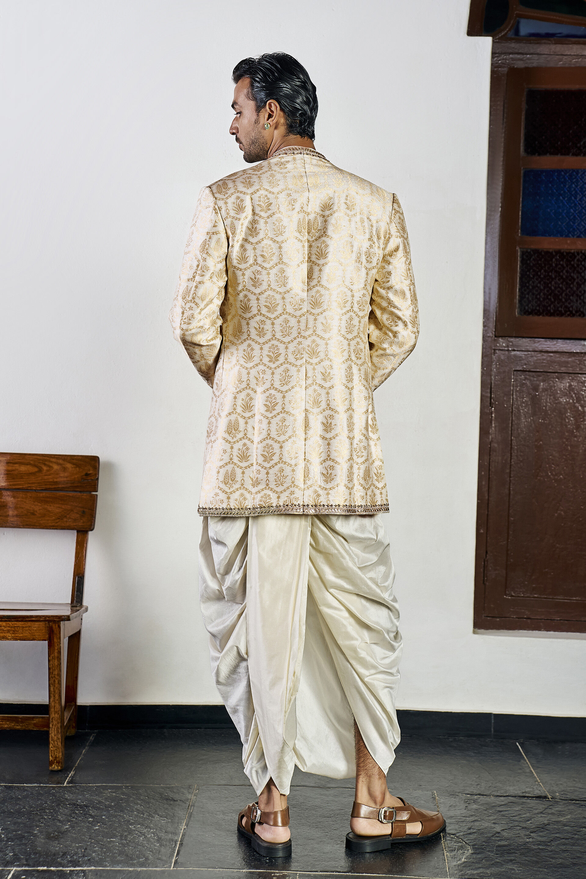 Hriday Kurta in Ivory Benarasi