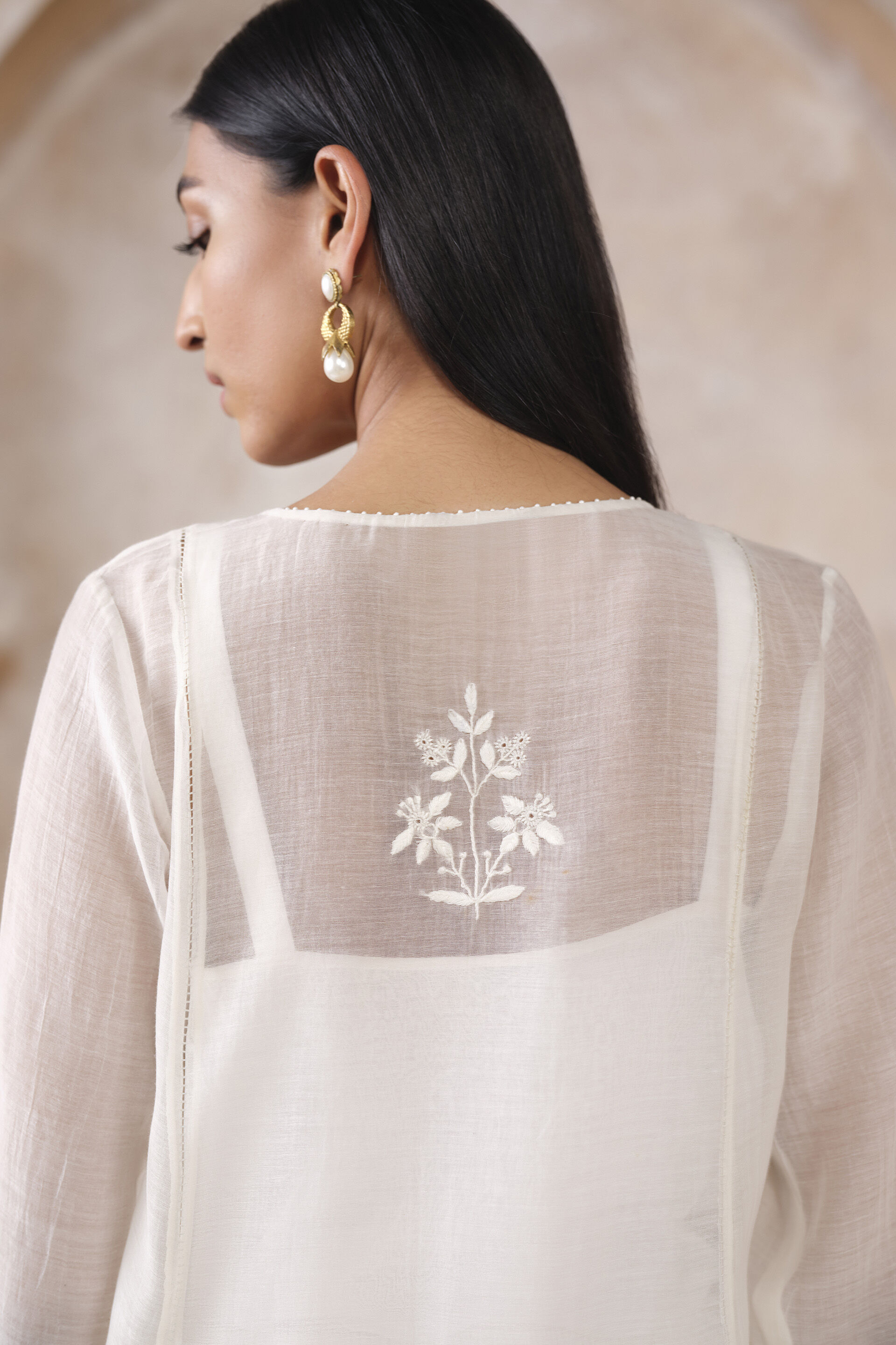 Kaia Hand-embroidered Chikankari Mul Kurta Set - Ivory, Ivory, image 6