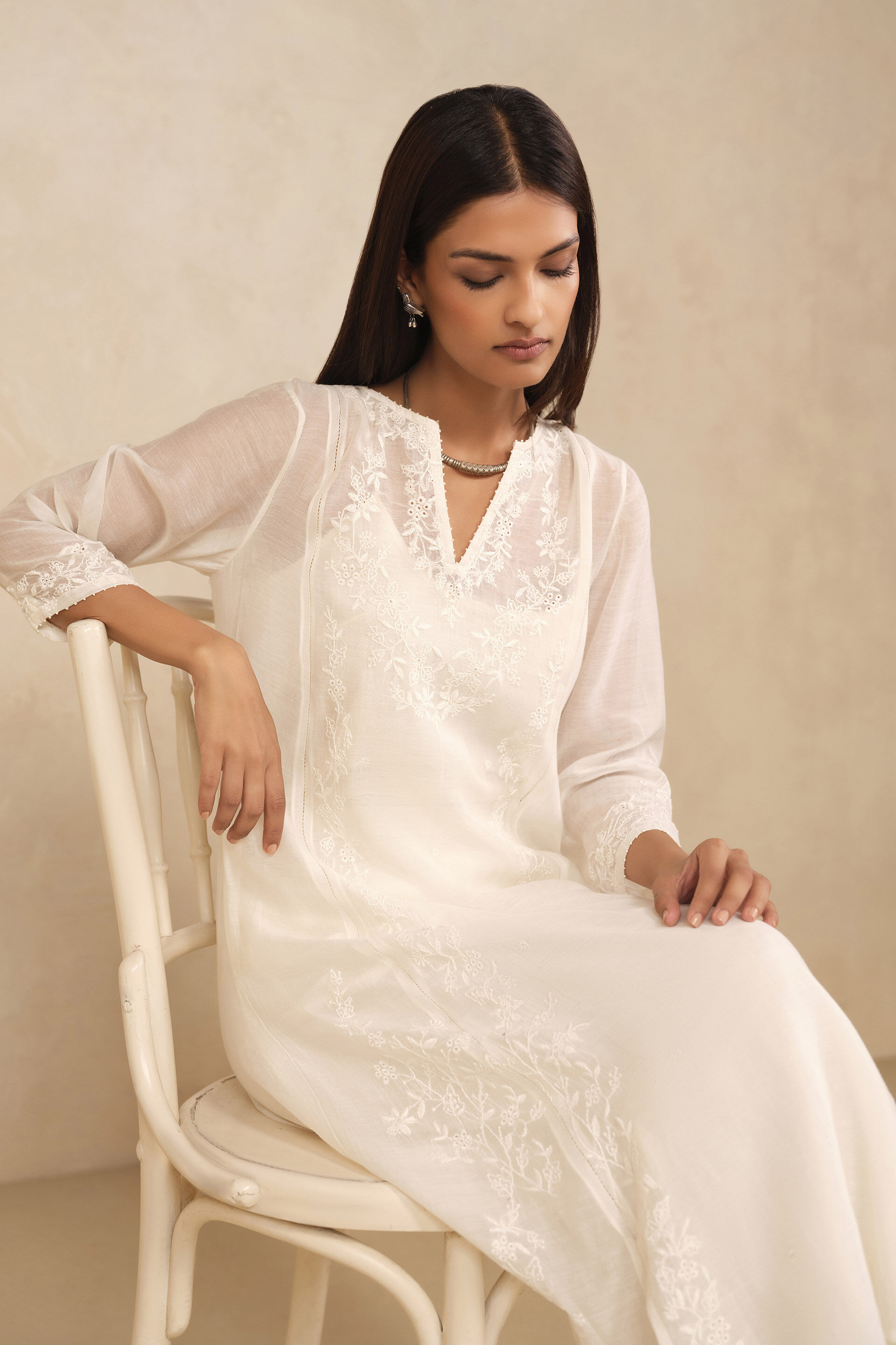 Haiku Hand-embroidered Chikankari Mul Kurta Set - Ivory, Ivory, image 4