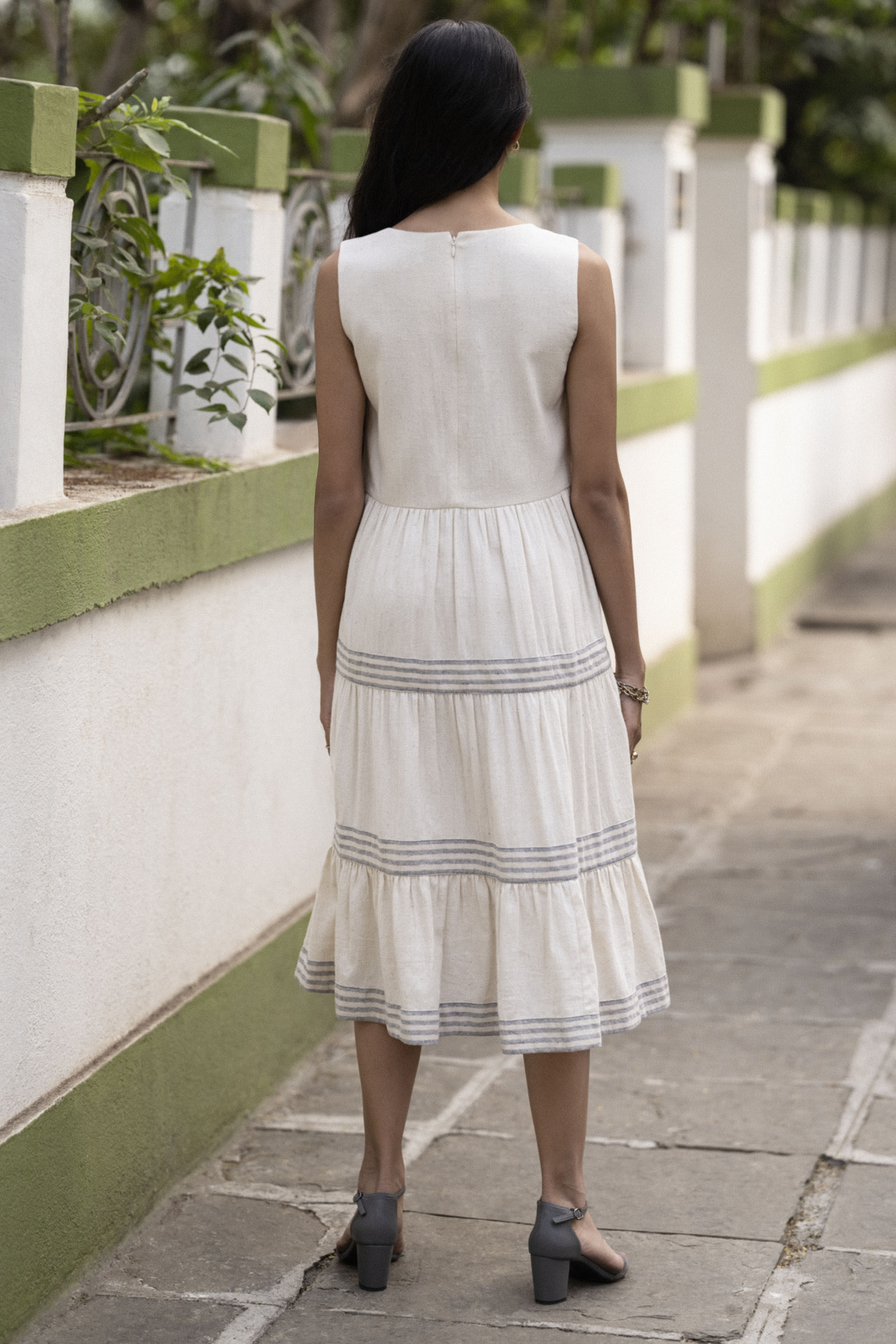 Anita dongre white dress shop