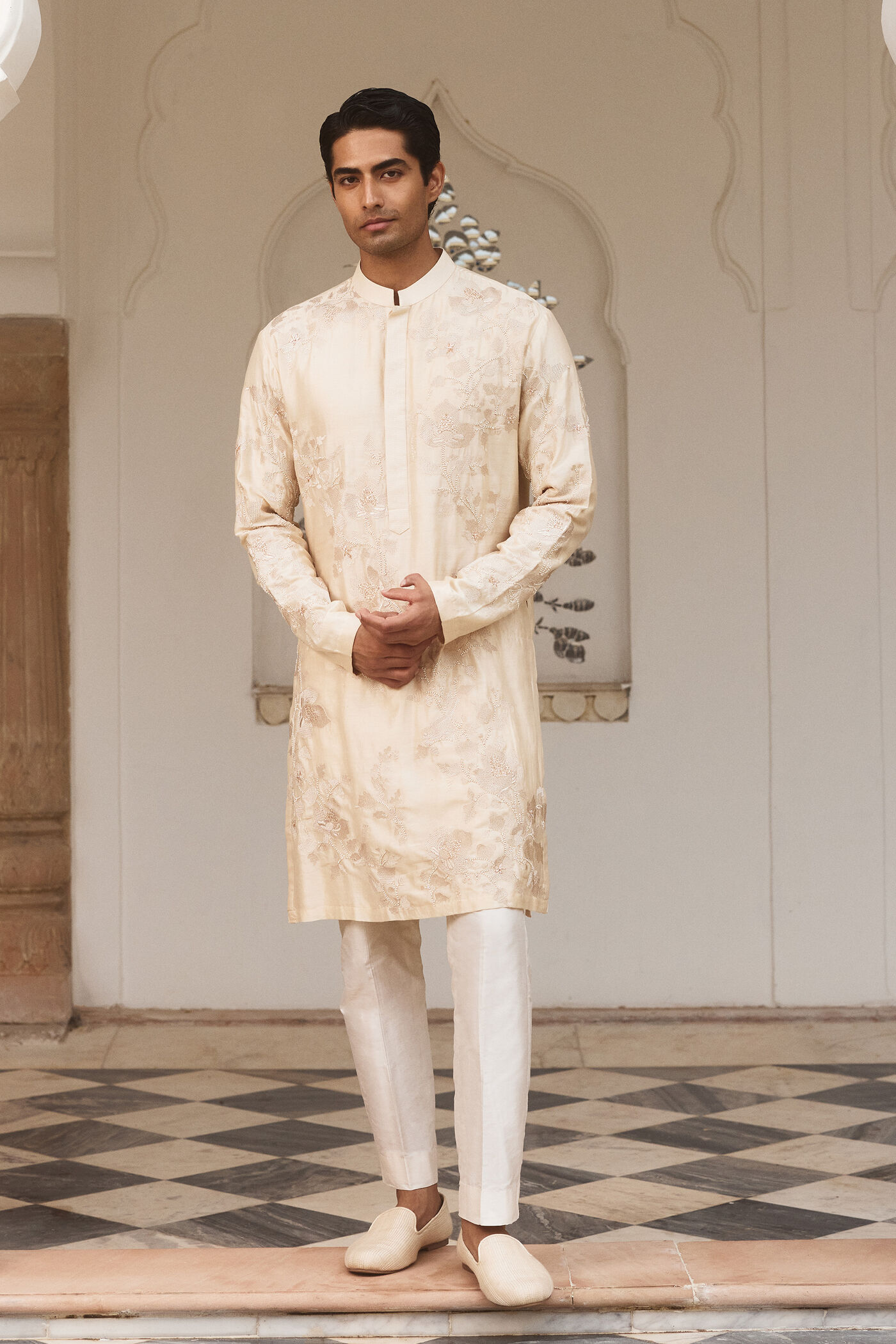 Dharv Embroidered Kurta - Cream