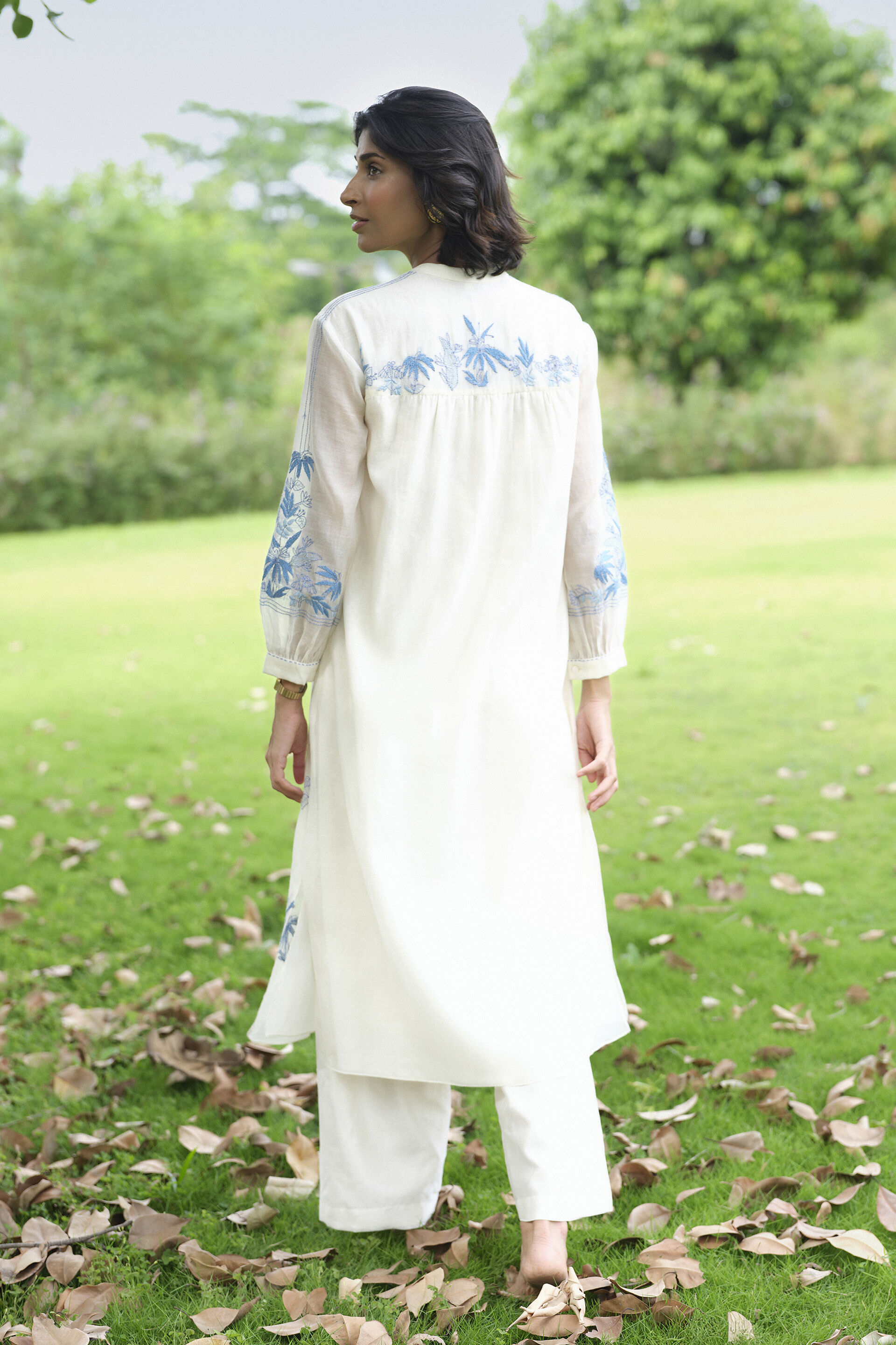 Almelo Hand-embroidered Kantha Mul Kurta Set - Ivory, Ivory, image 3
