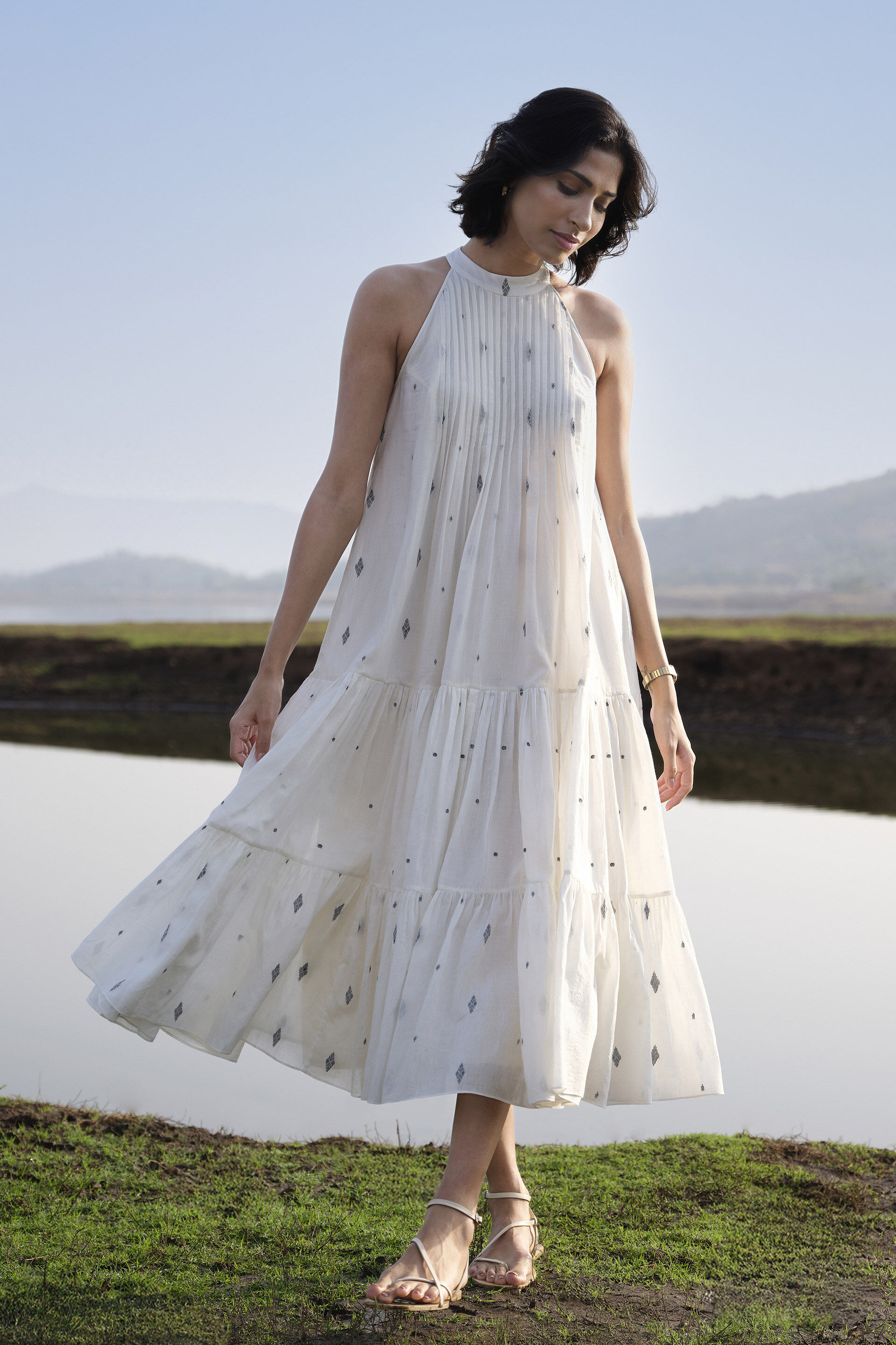 Airoso Handwoven Jamdani Dress - Ivory