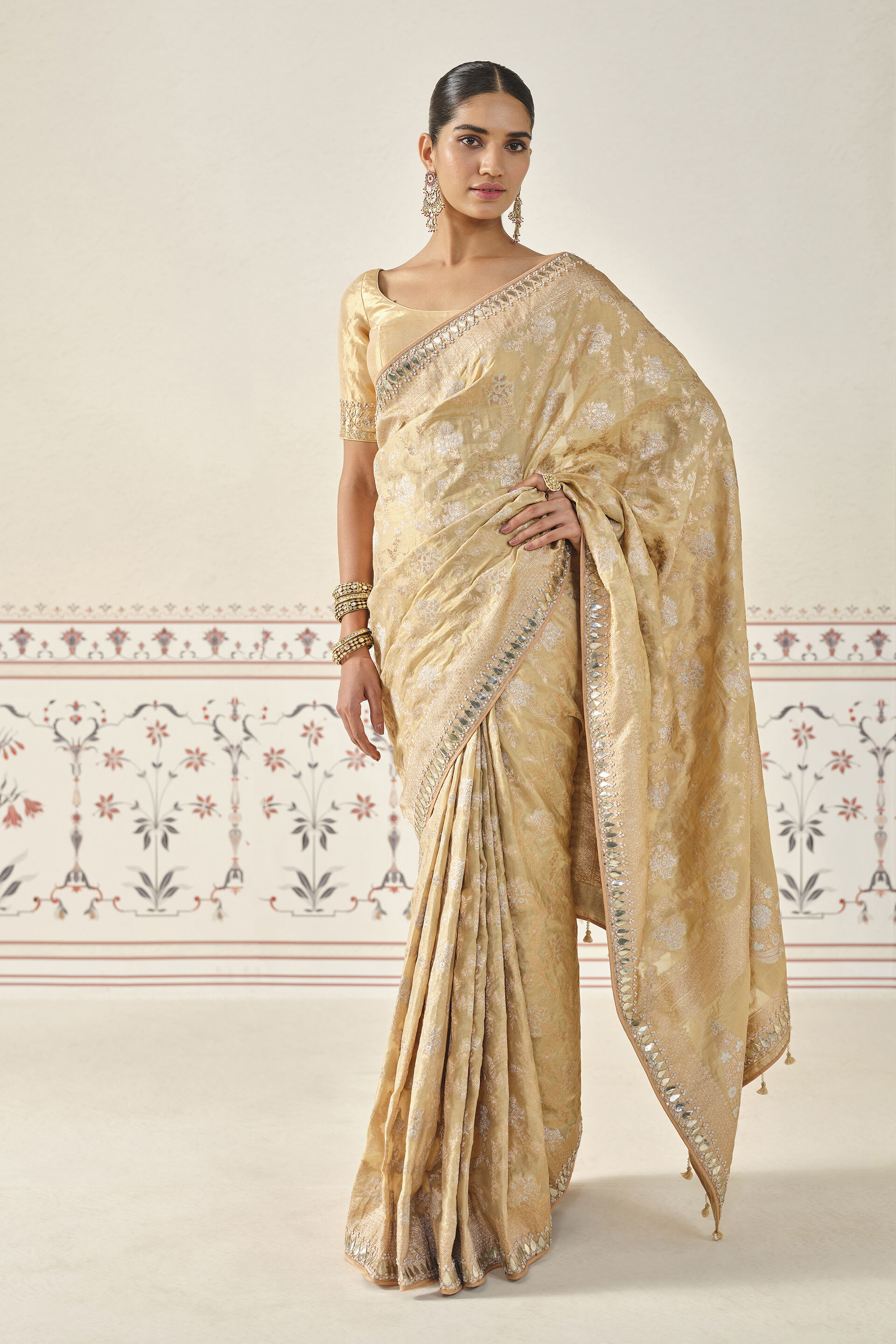 Nalina Handwoven Benarasi Silk Saree - Gold, Gold, image 1