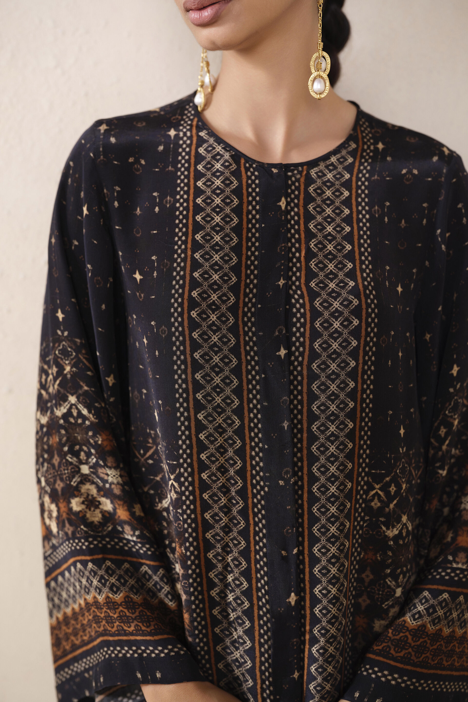 Asma Printed Co-ord in Black, Black, image 4