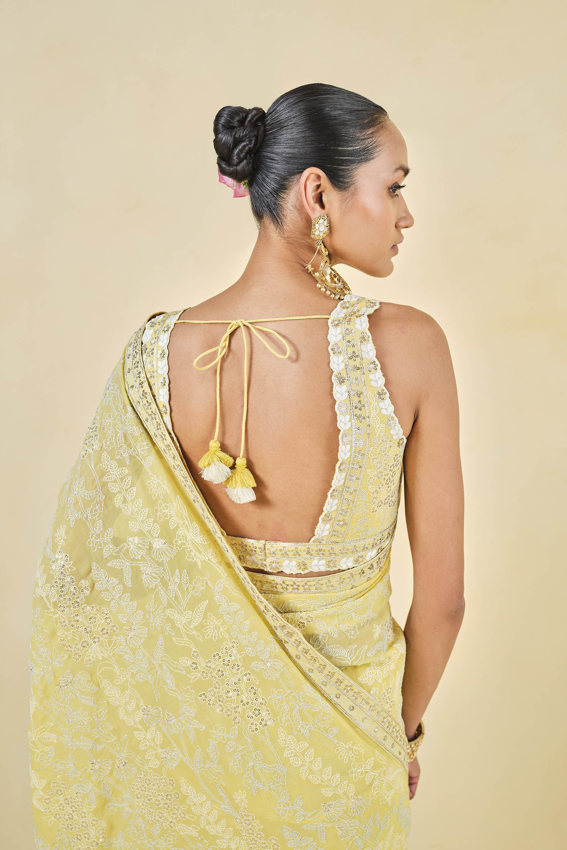 Anita dongre yellow lehenga cheap