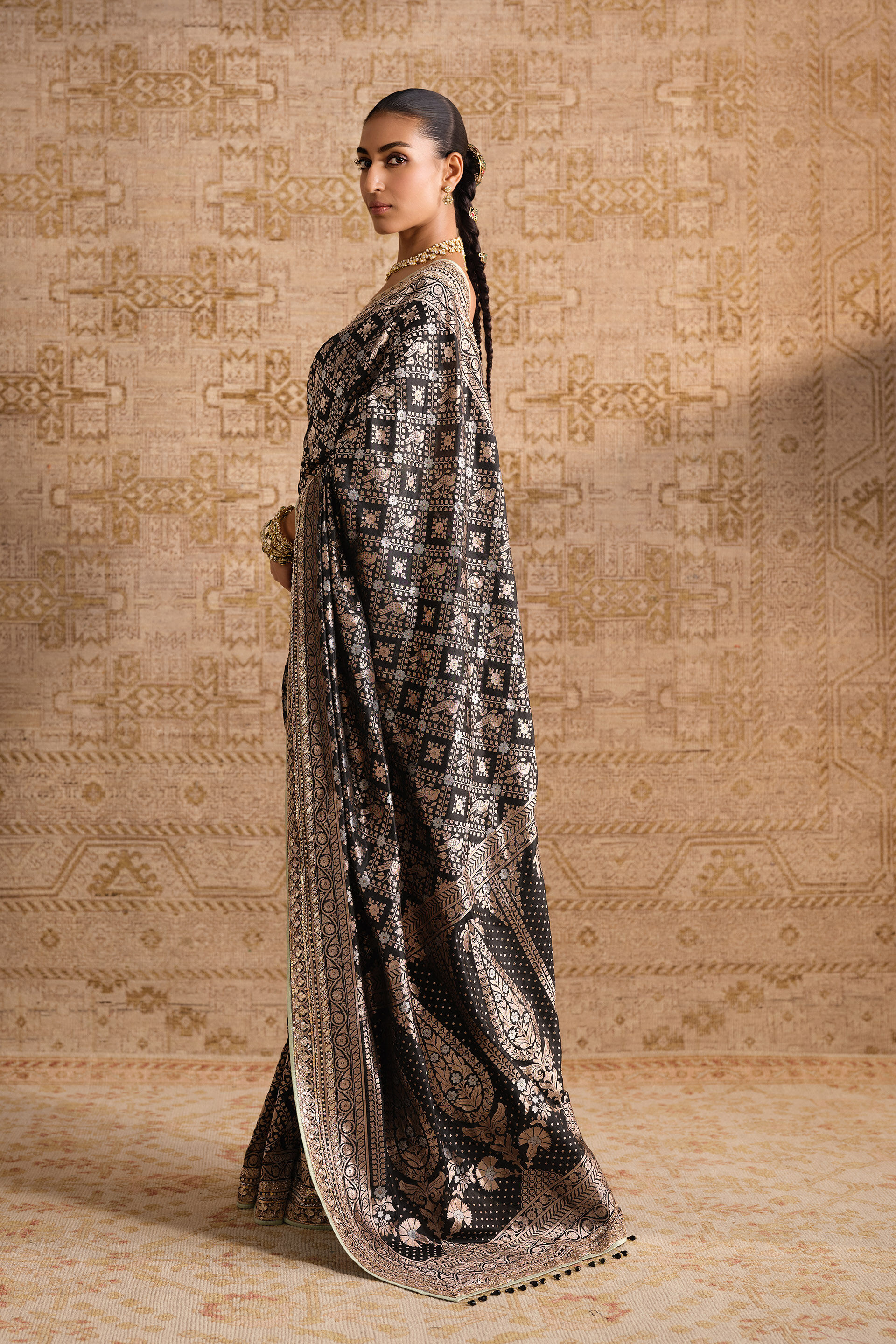 Nirjara Handwoven Benarasi Silk Saree - Black, Black, image 5