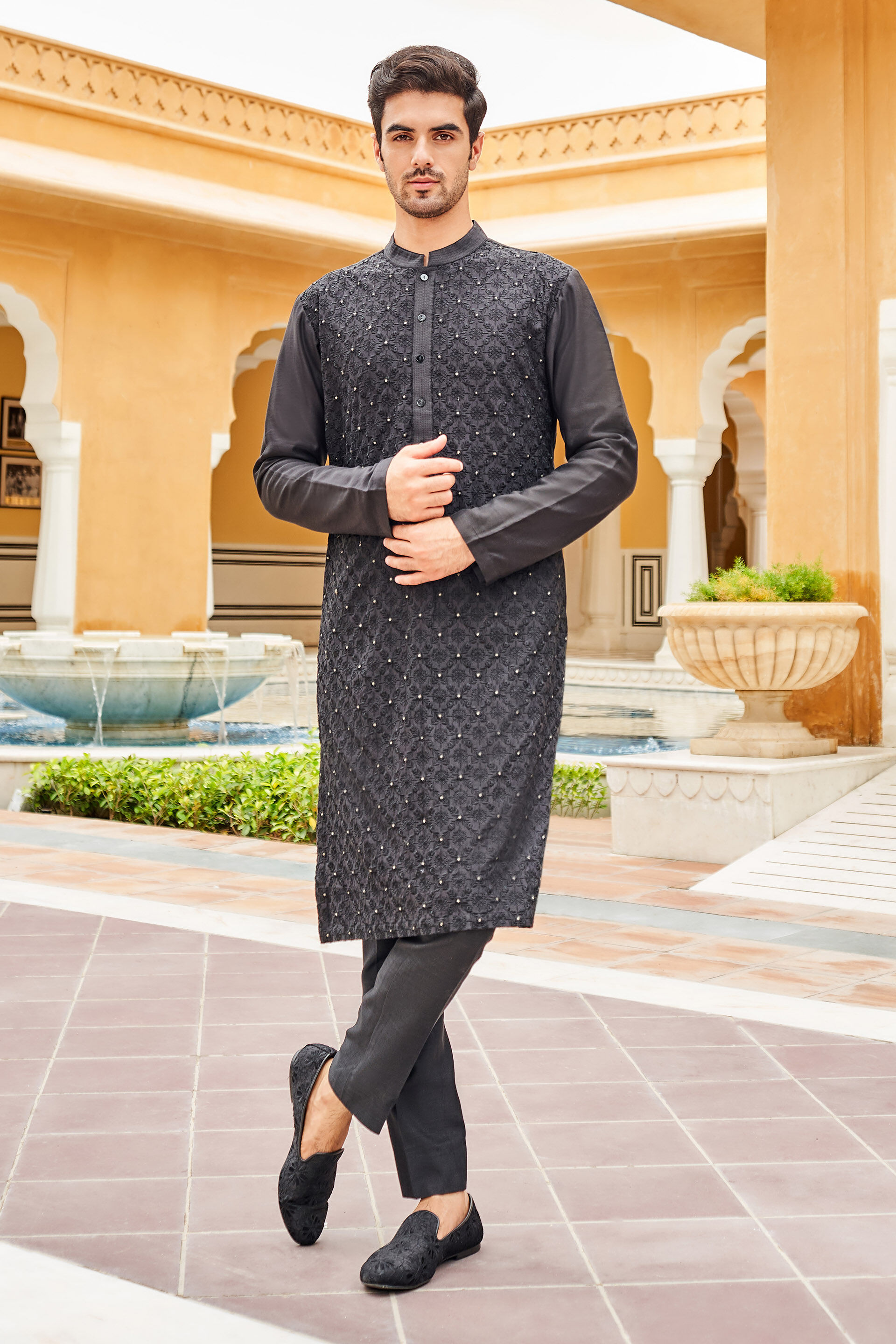 Aavyan Kurta - Black, Black, image 1