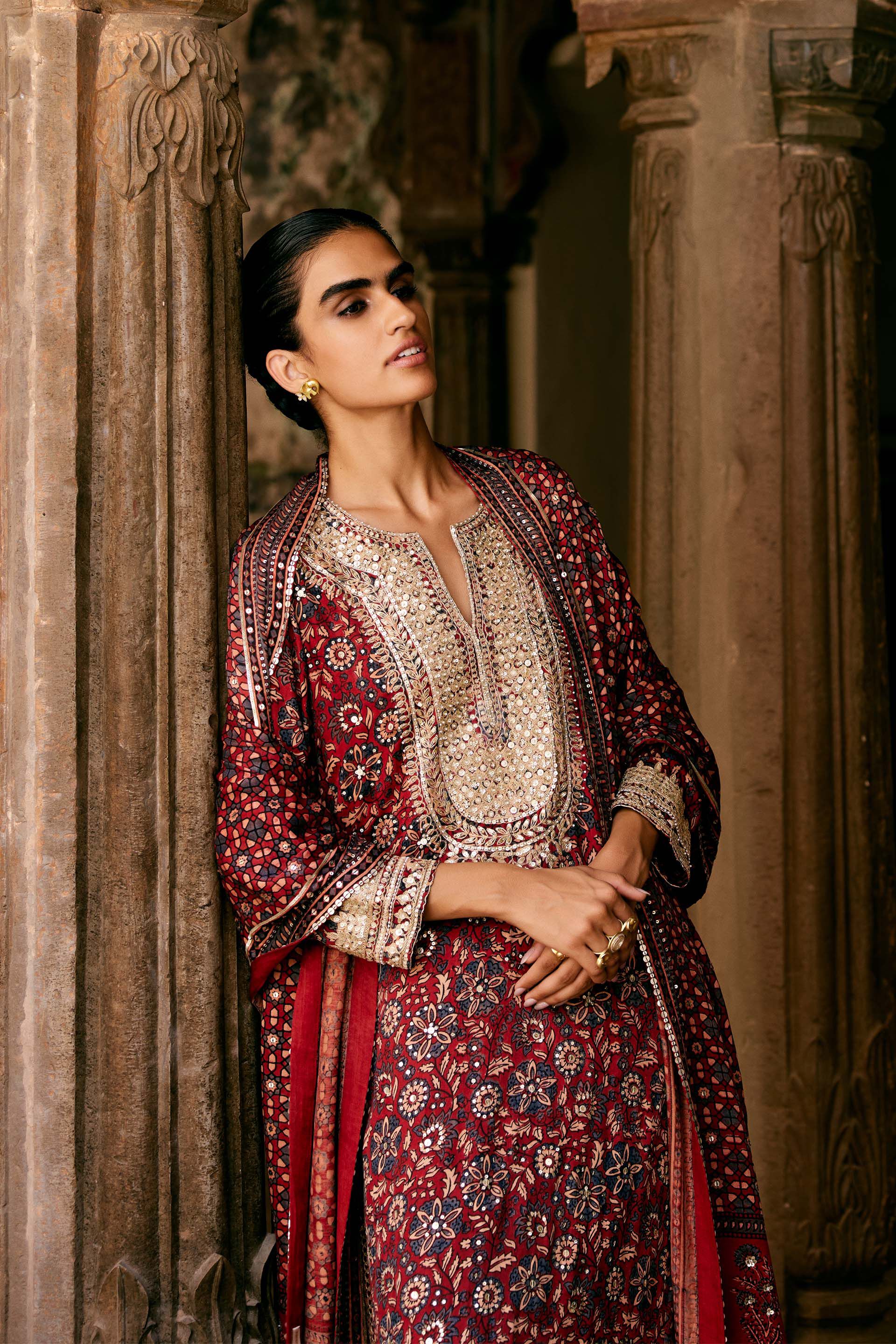 Anita dongre velvet suit discount