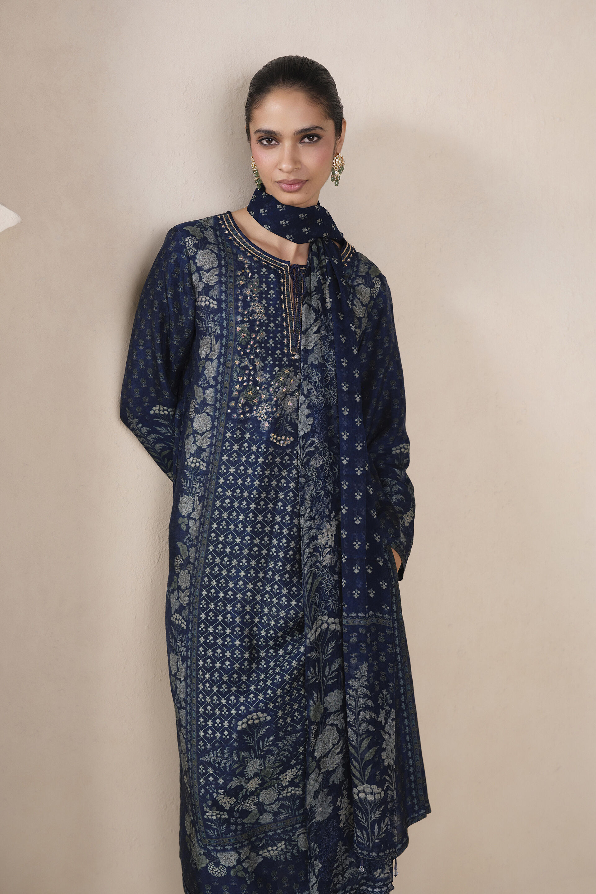 Kriti Printed Suit Set in Blue, Blue, image 3