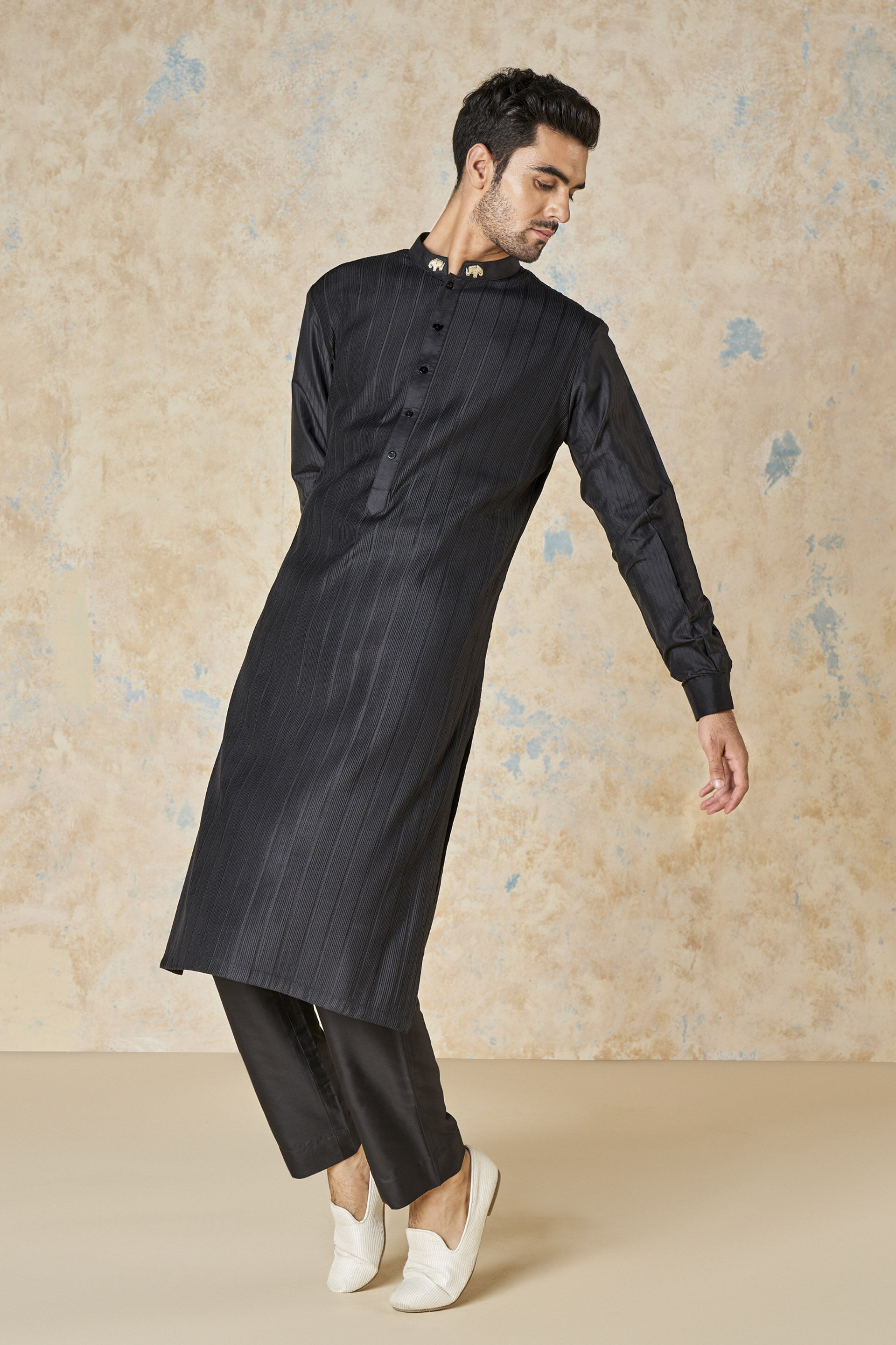 Sifar Silk Kurta - Black, Black, image 5