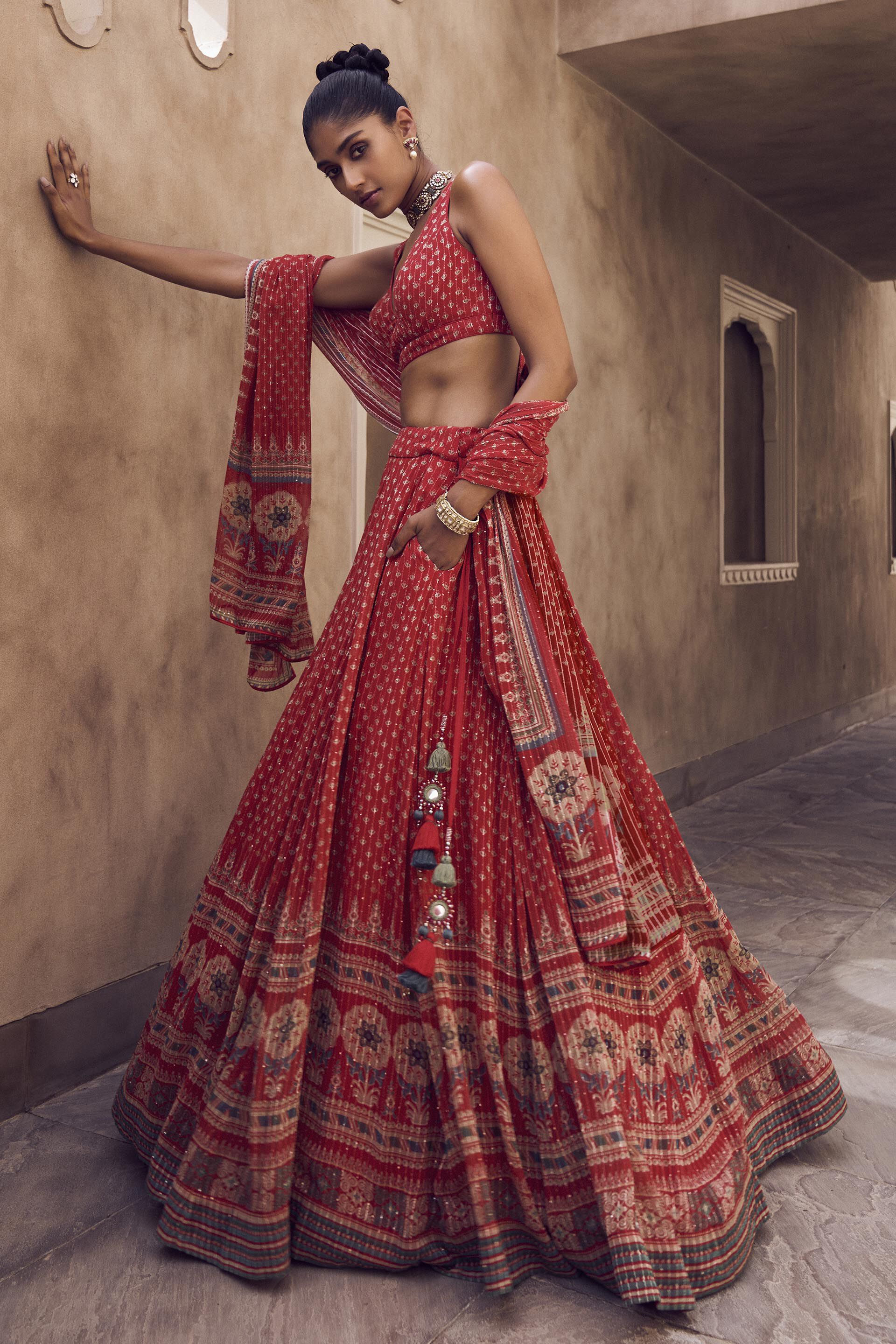 Brand discussion: Anita Dongre. Probably my favorite brand for any ethnic  wear. Imo does velvet the best. : r/BollywoodFashion