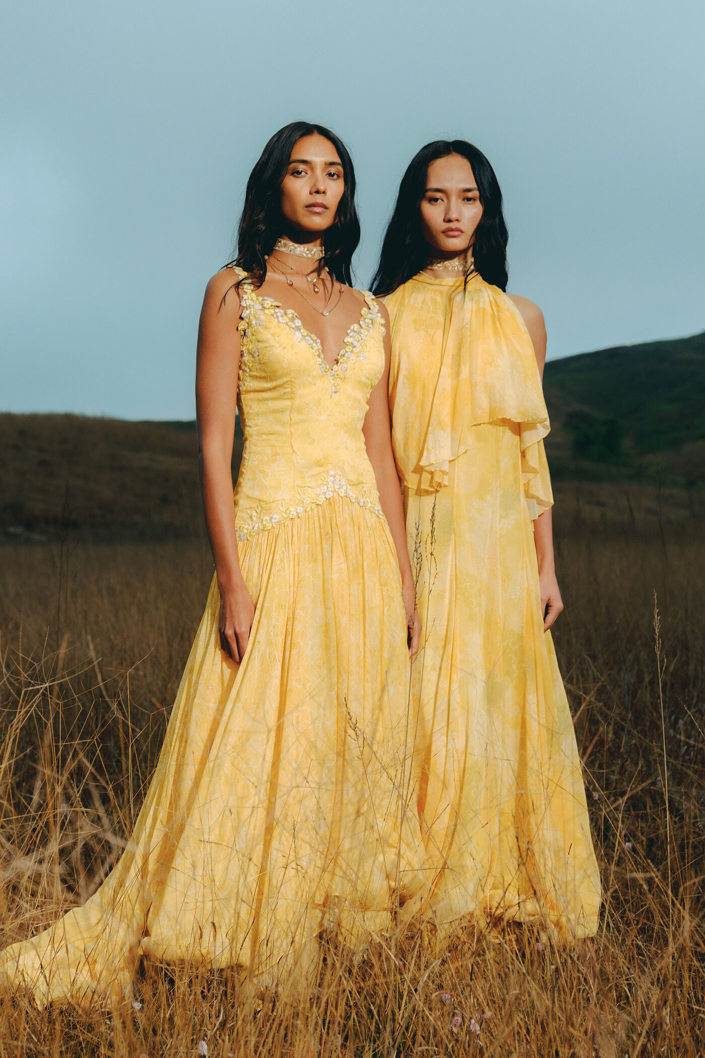 yellow designer dress for women Designer Yellow Gold One Shoulder Long Evening Prom Dress With Ruffles