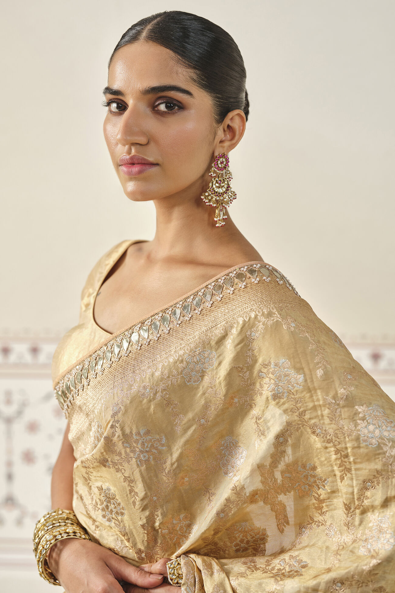 Nalina Handwoven Benarasi Silk Saree, Gold, image 5