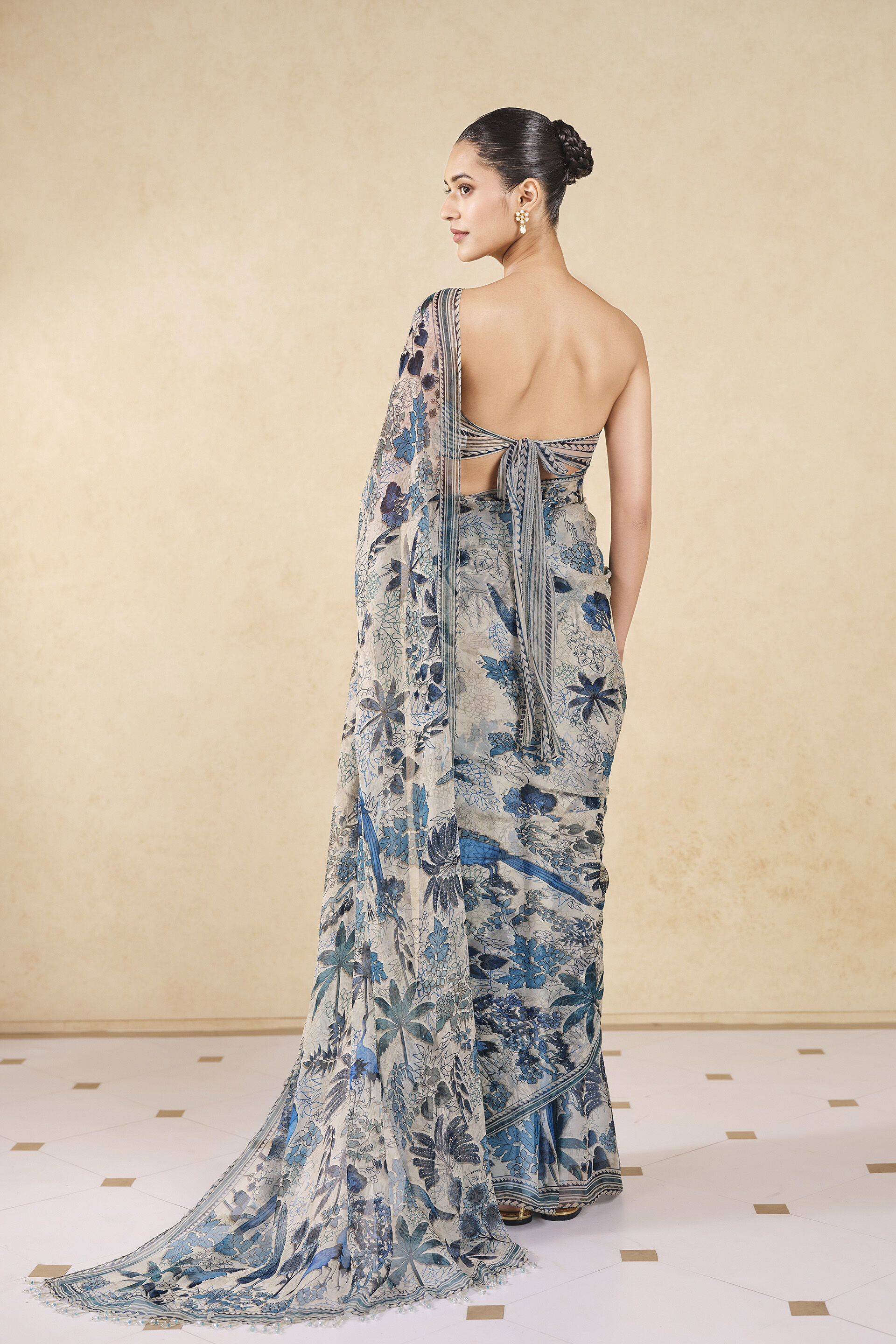 Turaya Printed Saree - Beige