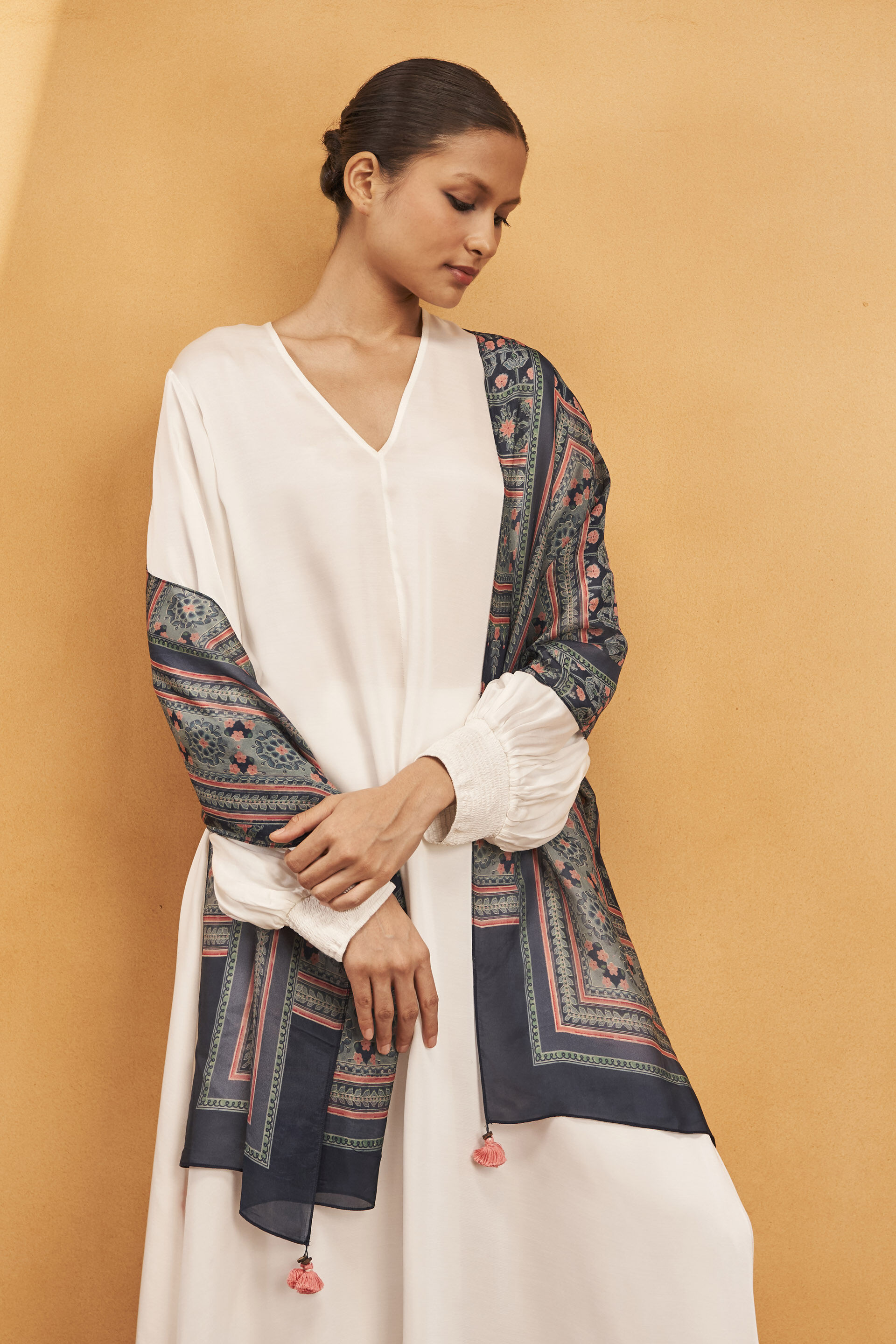 Anita dongre scarf hotsell