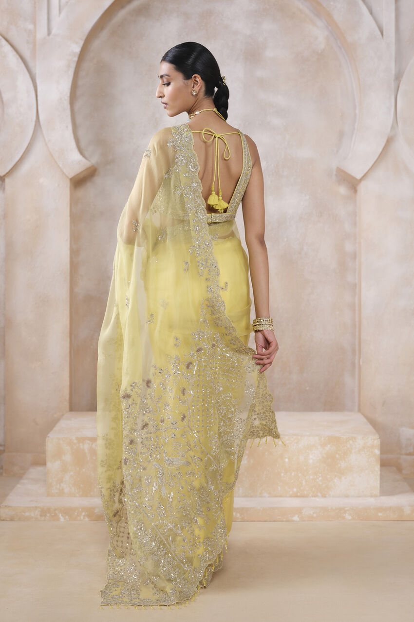 Buy Designer Saree & Blouses for women Online in USA | Anita Dongre Buy Designer Saree & Blouses for women Online in USA | Anita Dongre