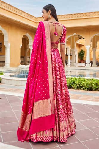 Valimai Lehenga Set, Hot Pink, image 3