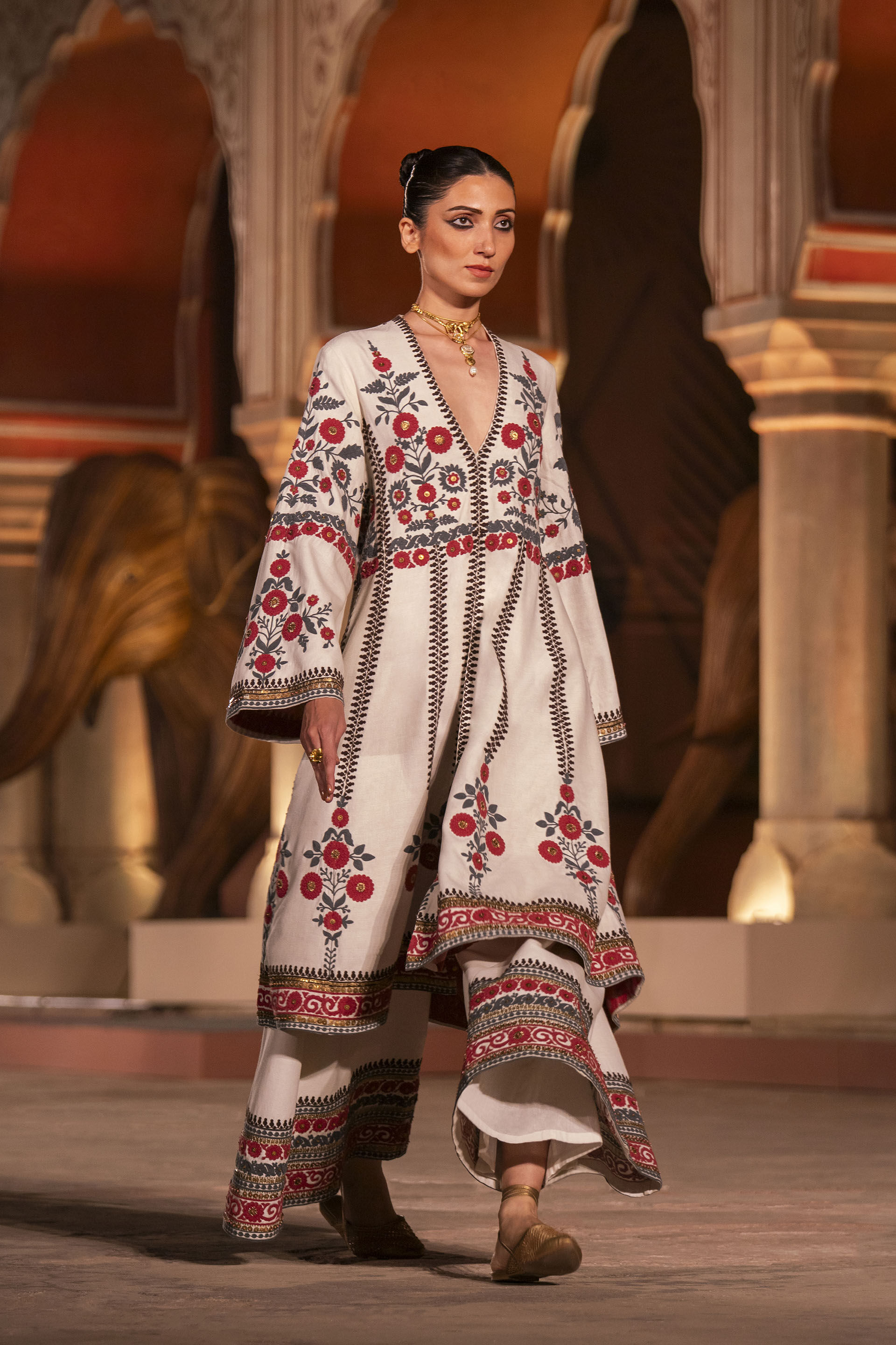 Flowers Of the Forest Zardozi Cord Silk Kurta Set Cream