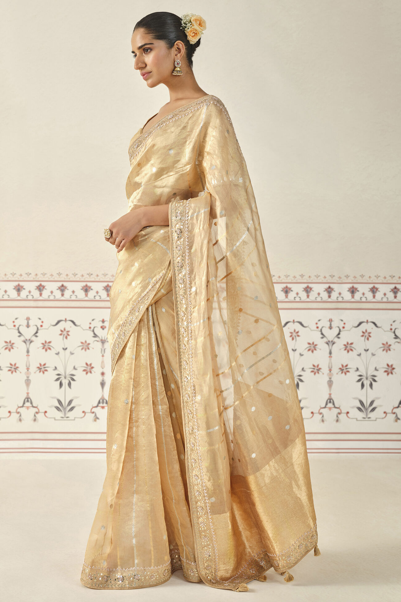 Aryahi Handwoven Benarasi Saree Set - Gold, Gold, image 2