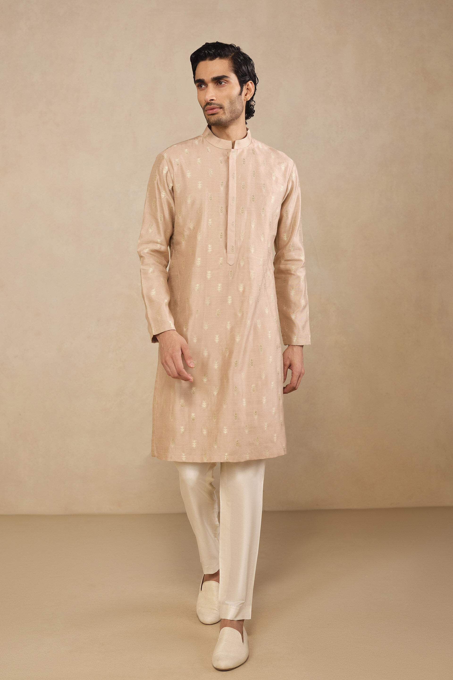 Aryam Woven Benarasi Kurta - Champagne