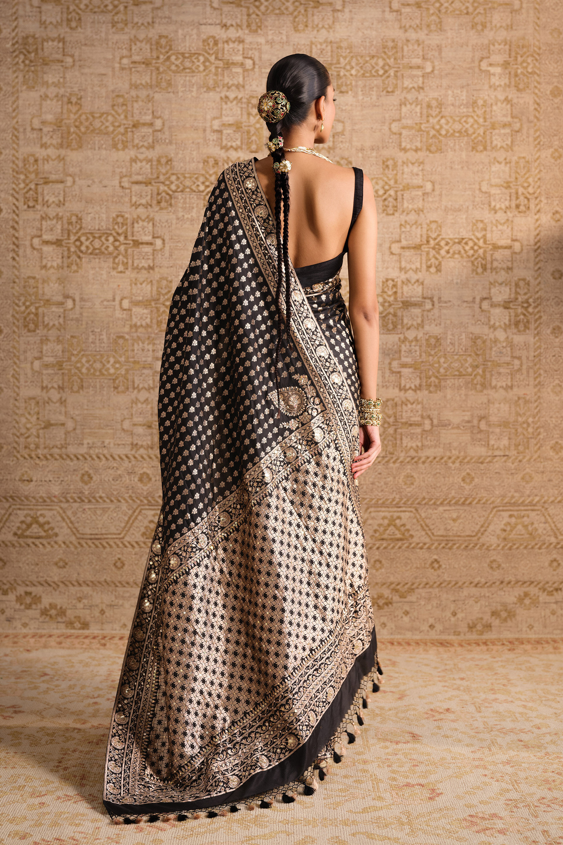 Arsheya Handwoven Benarasi Silk Saree - Black