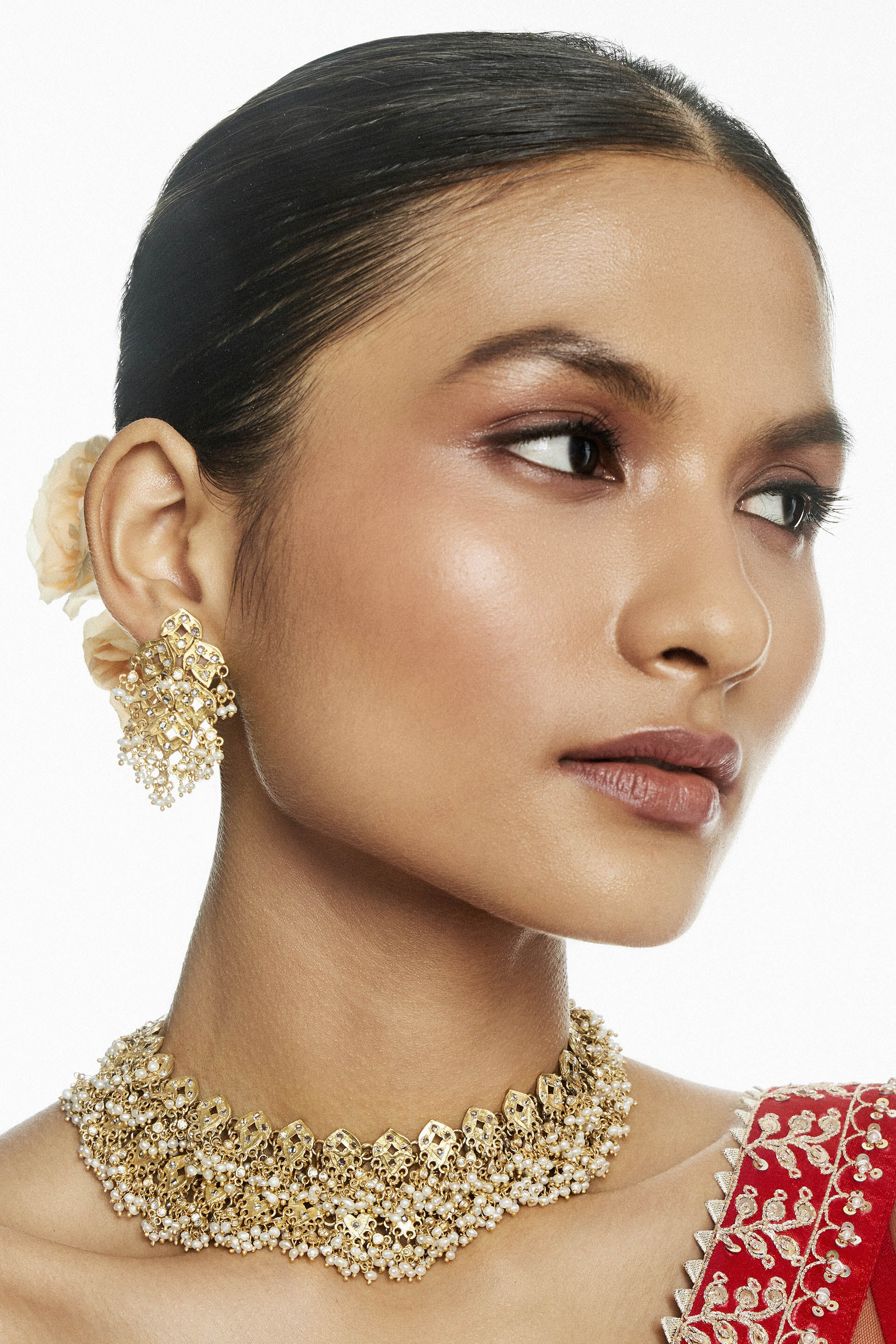 Gavya Necklace