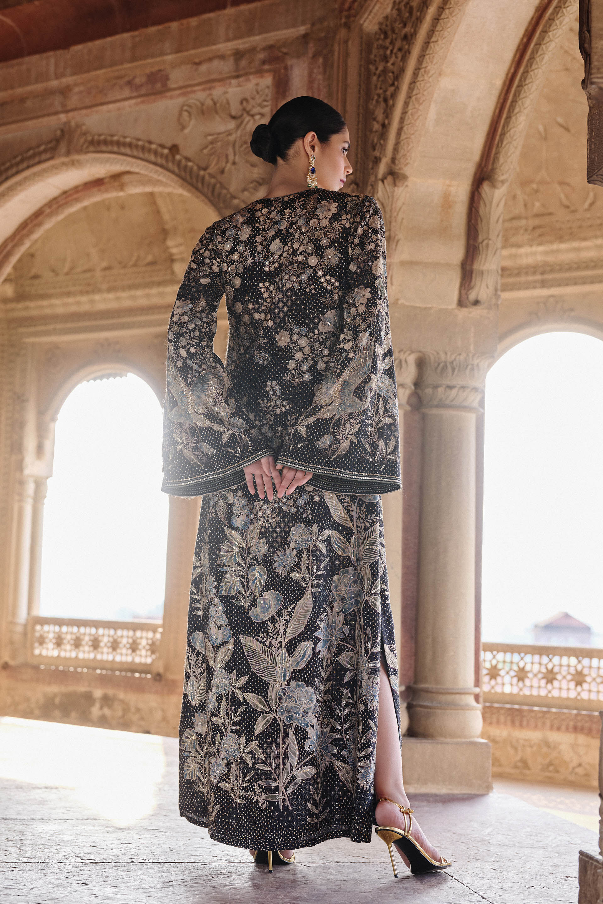 Izar Printed Sequin Kaftan - Black