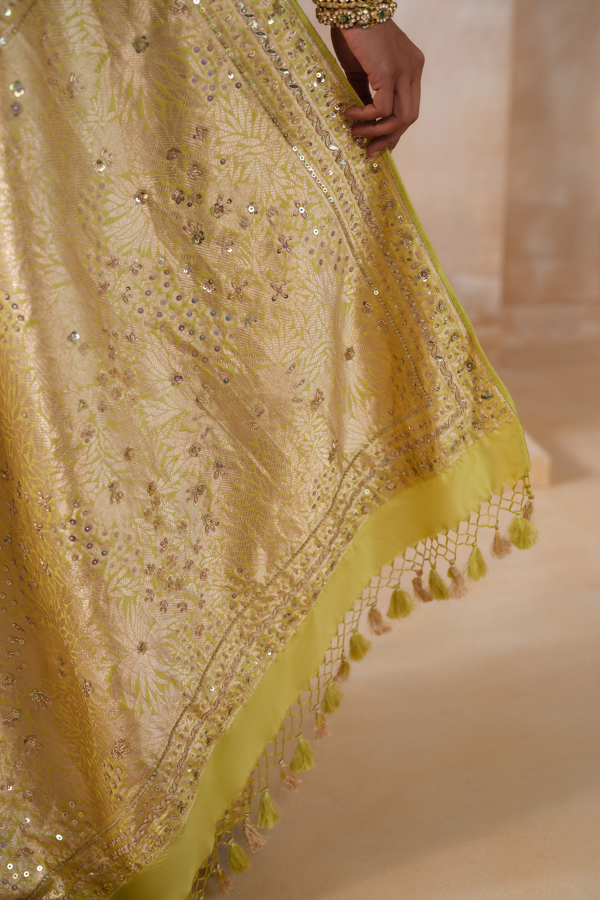 Sumarni Handwoven Benarasi Silk Saree - Lime, Lime, image 5