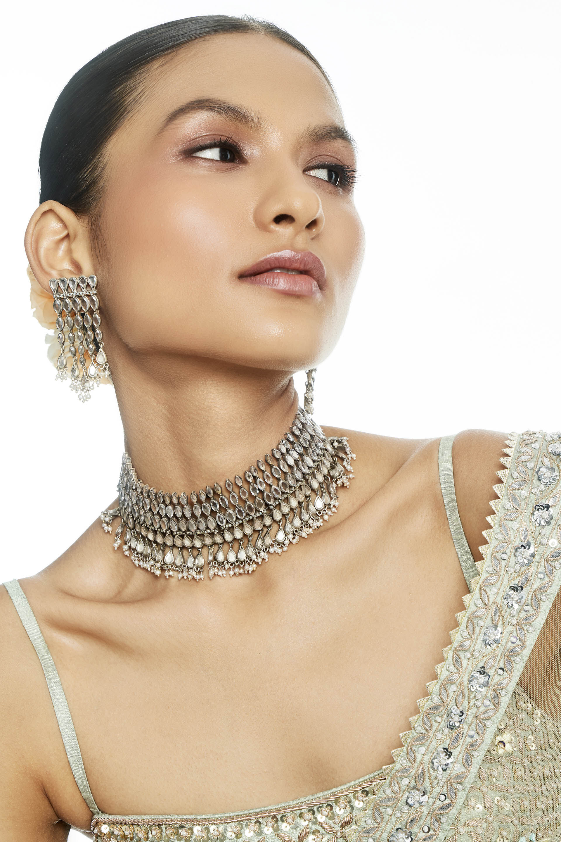 Anita dongre jewellery price new arrivals