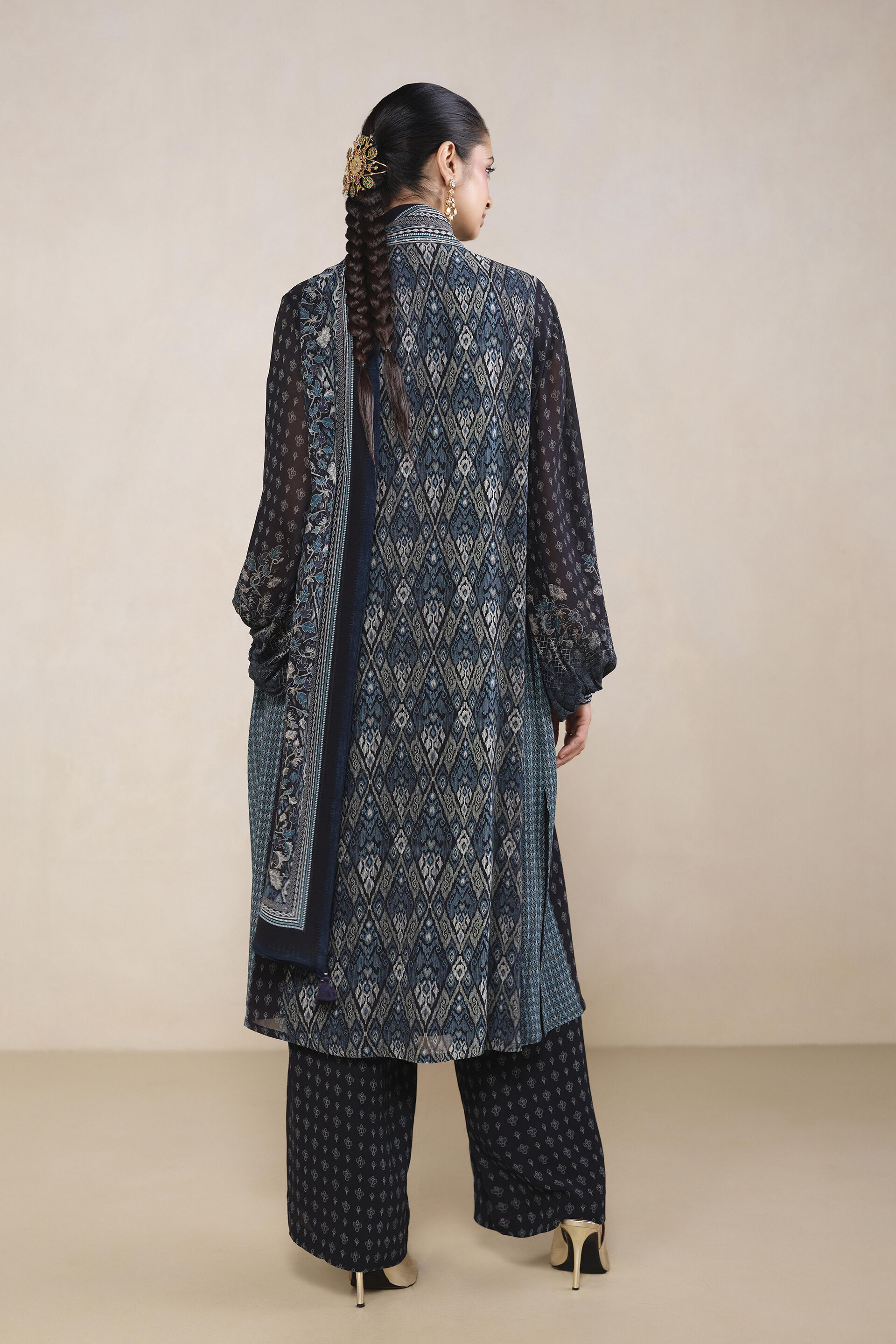 Aira Printed Suit Set in Blue