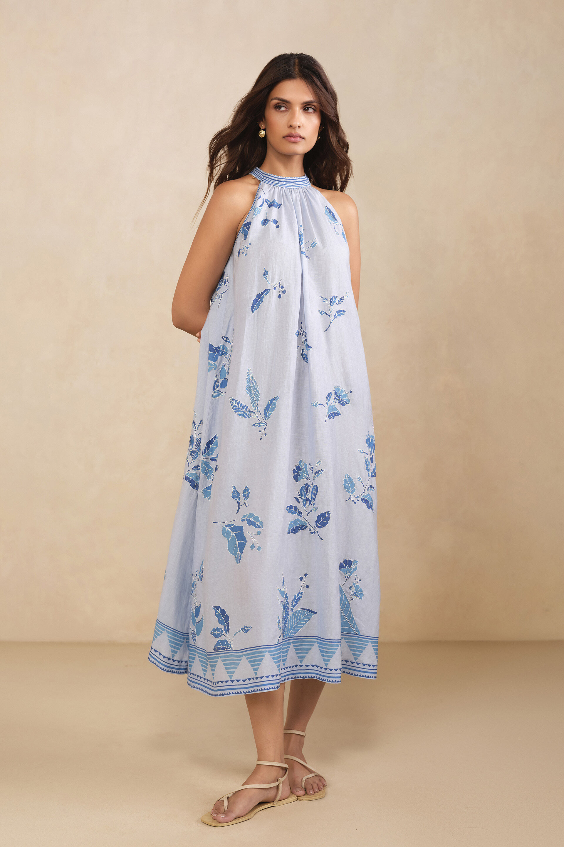 green casual dresses for women Zapaka Women Green Casual Dress Halter Flower Print Backless Summer Dress, Green / L