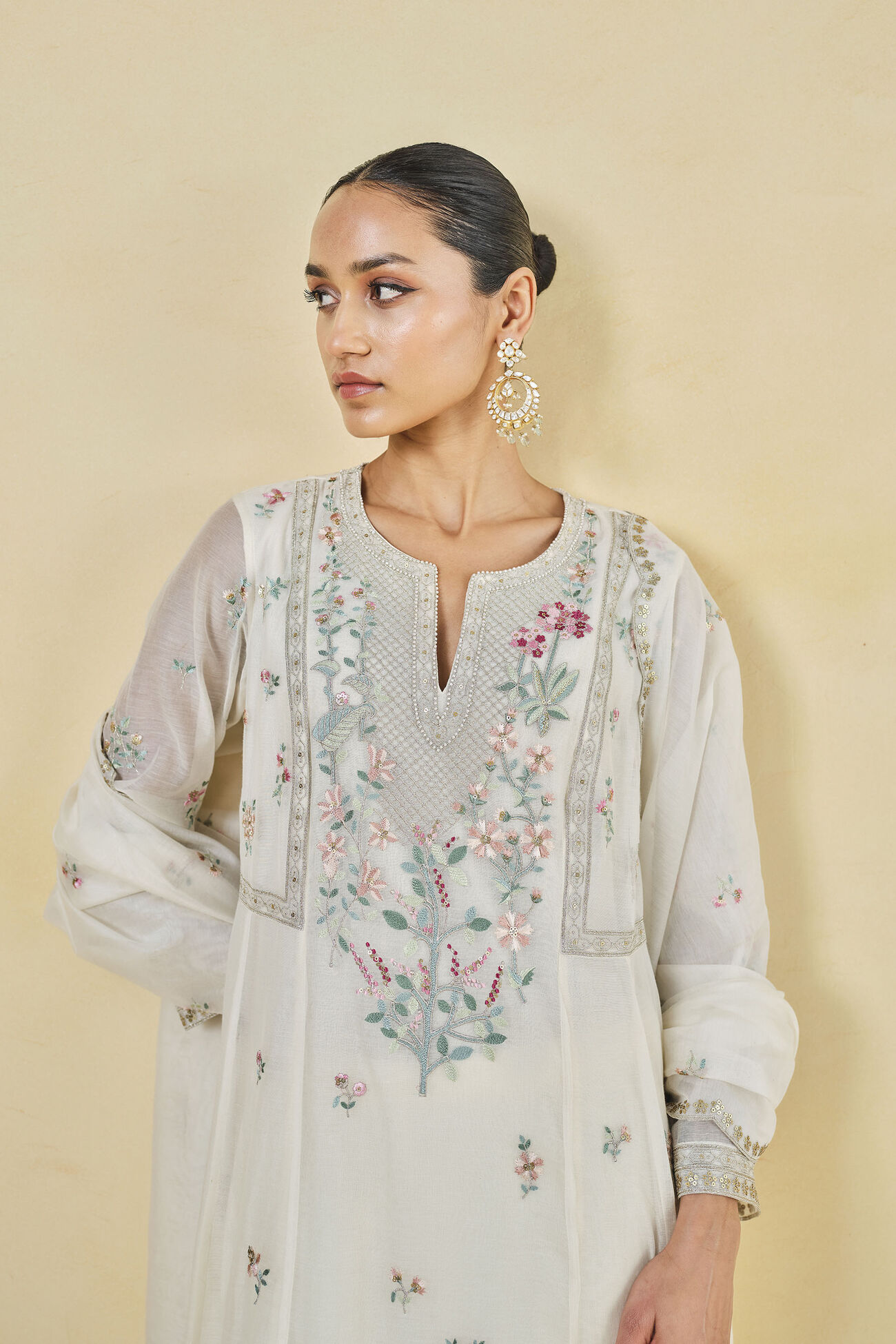 A Floral Garden Embroidered Mull Suit Set, Natural, image 3