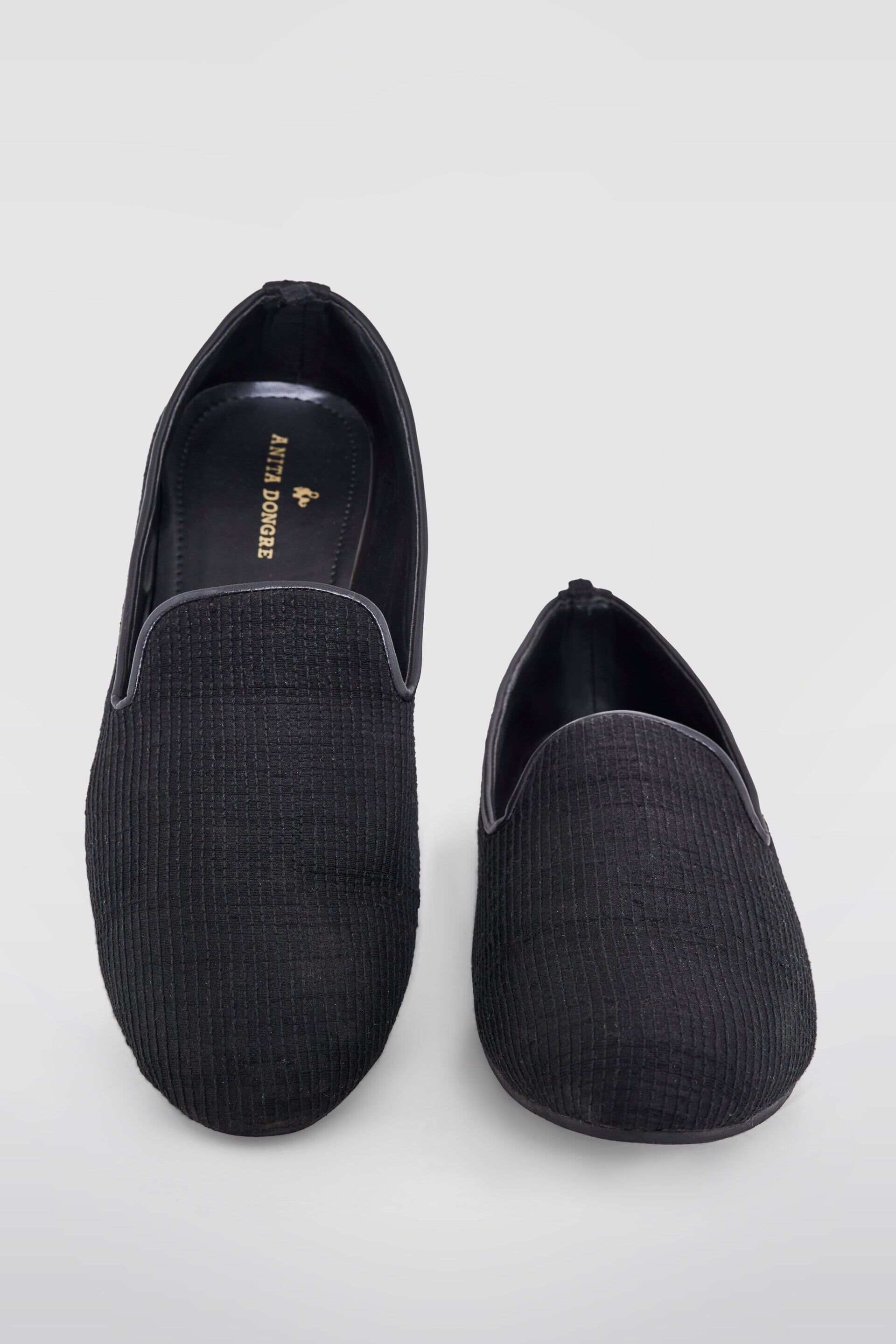 Buy Zaid Mojris Black for Men Online from Anita Dongre