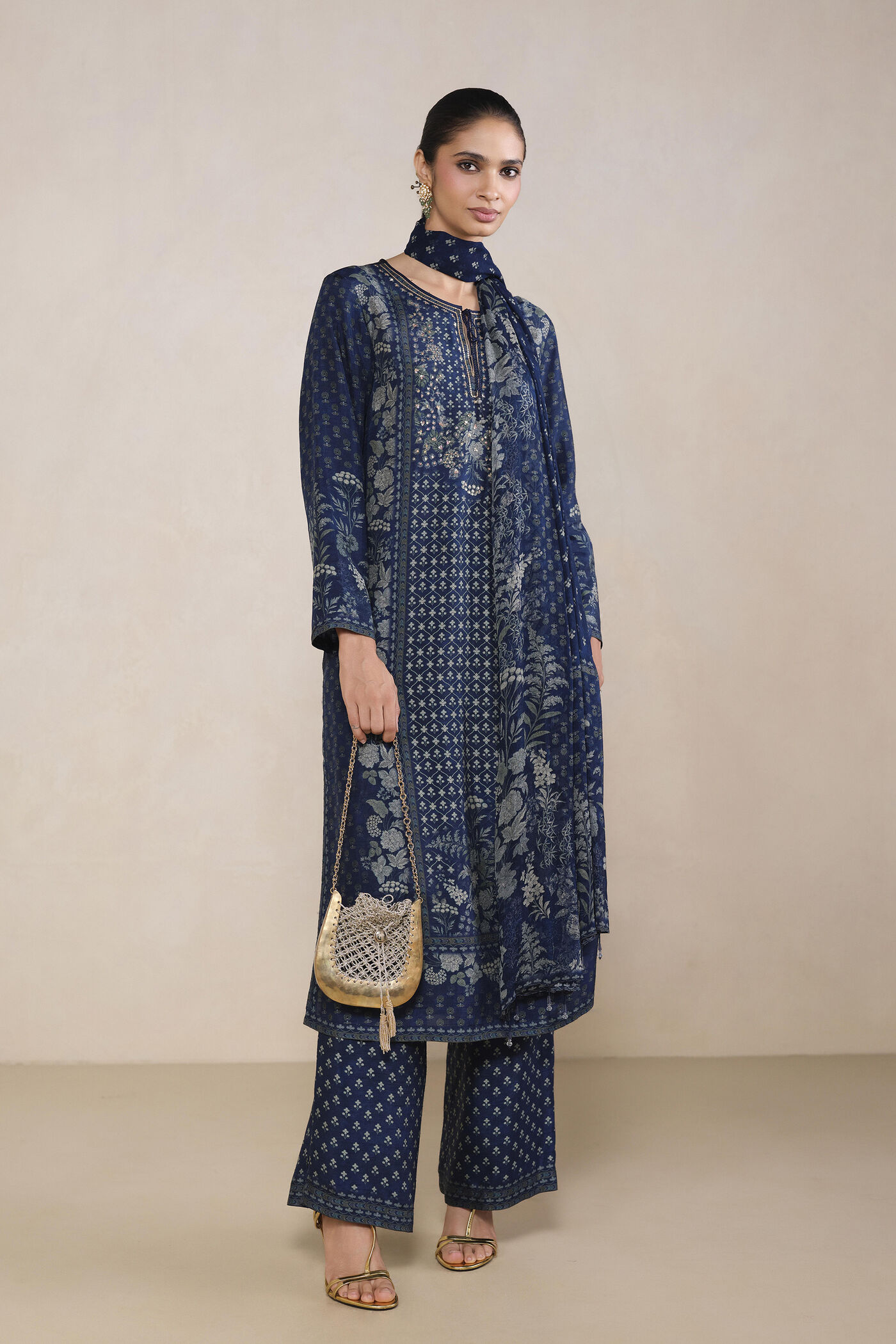 Kriti Printed Suit Set in Blue